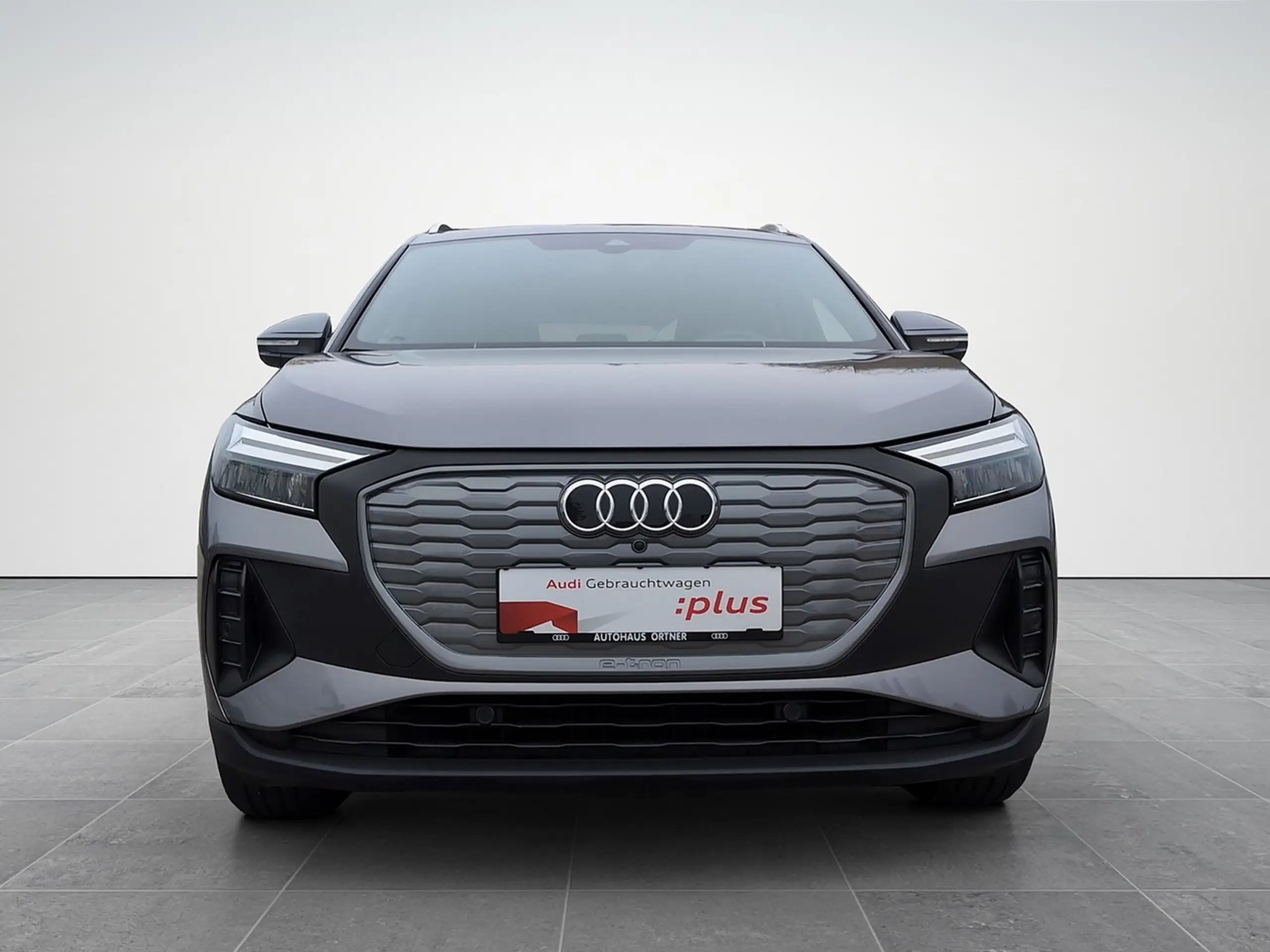 Audi - Q4 e-tron