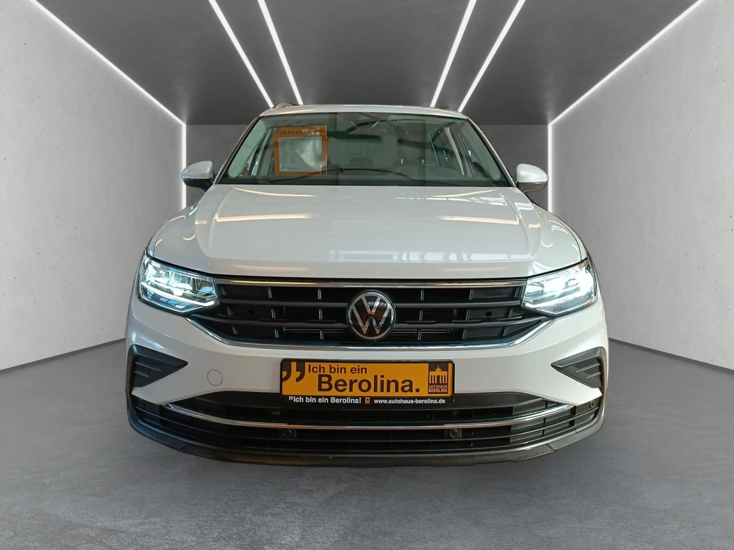 Volkswagen - Tiguan