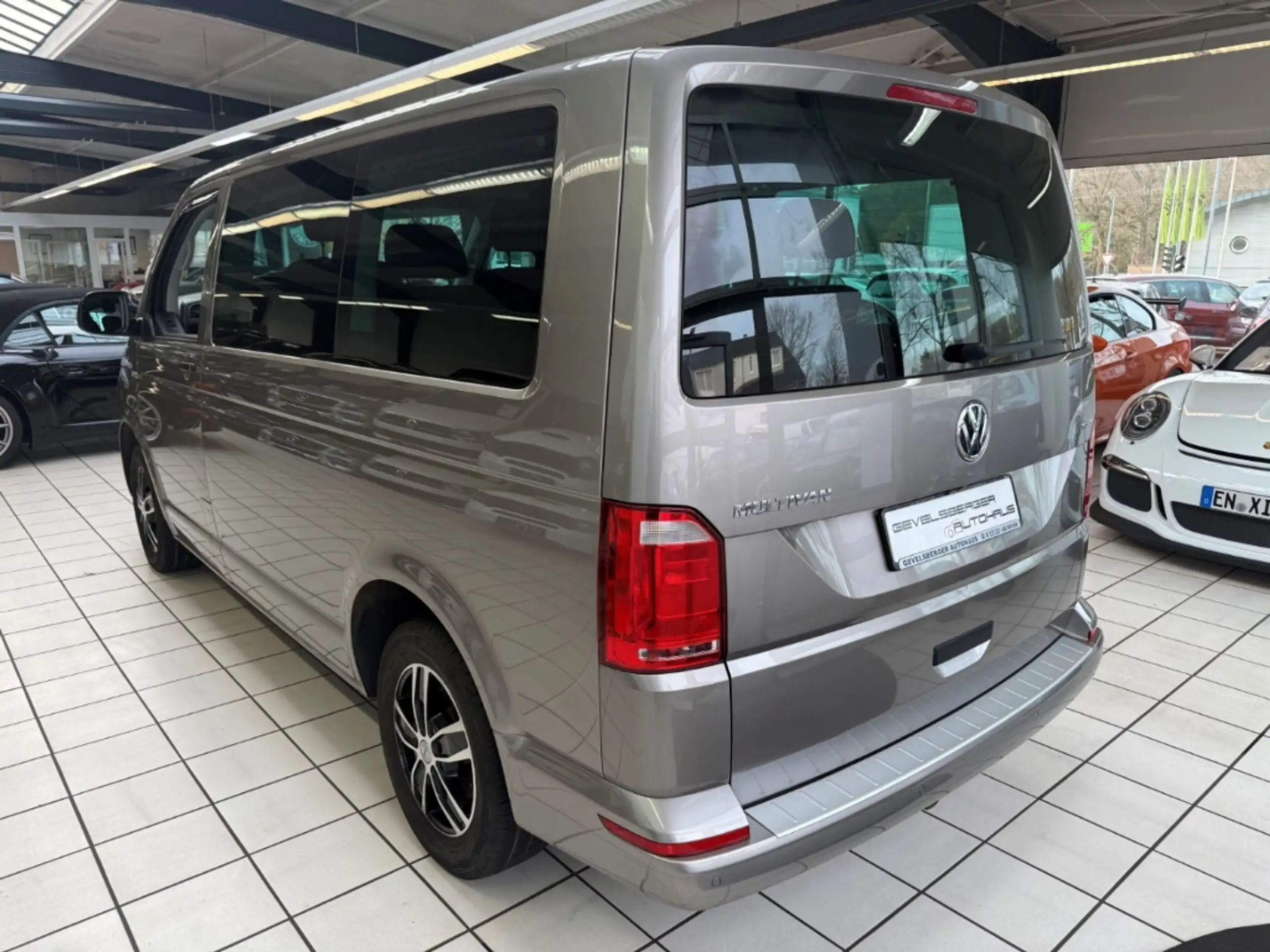 Volkswagen - Transporter