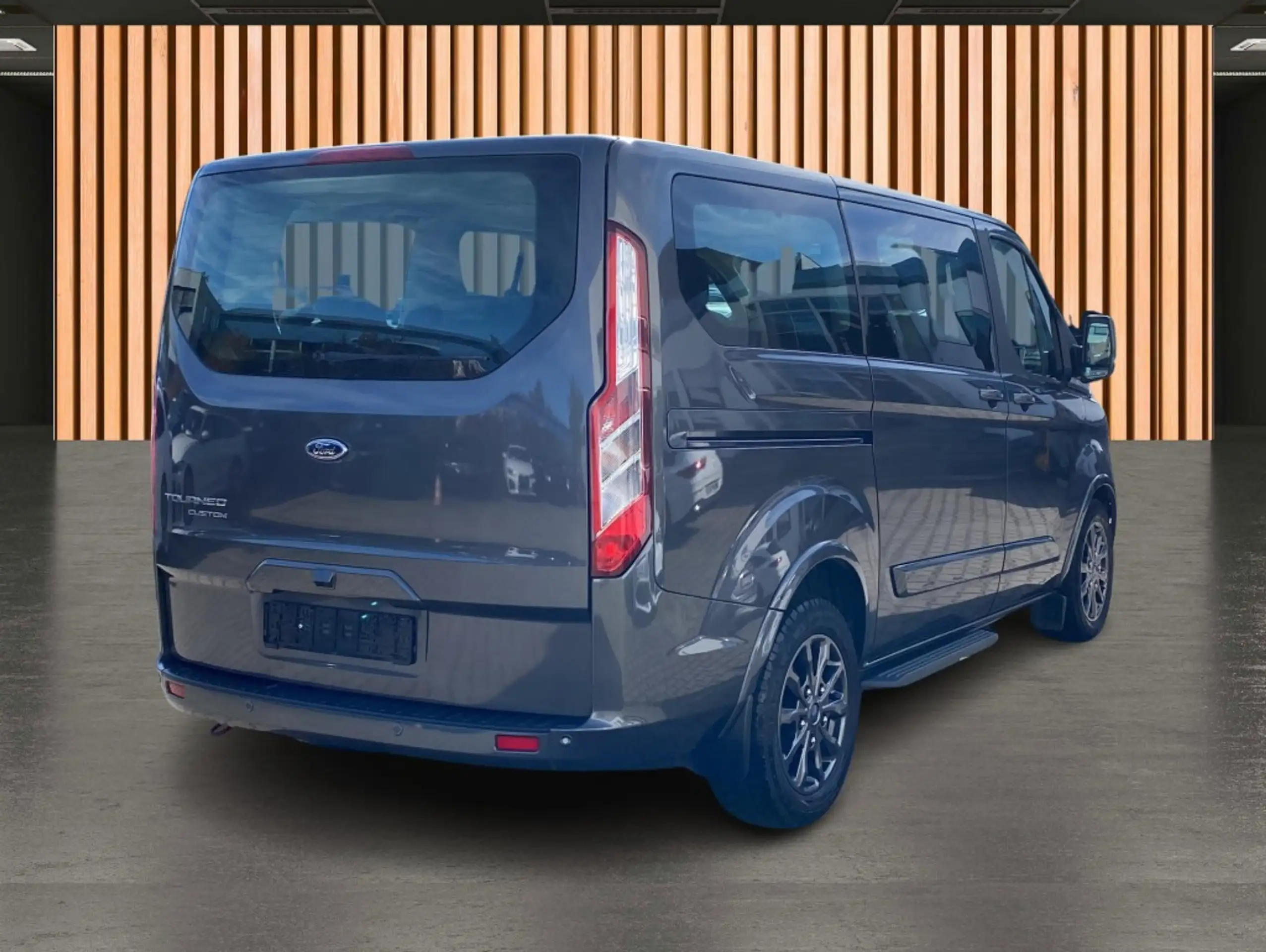 Ford - Tourneo Custom