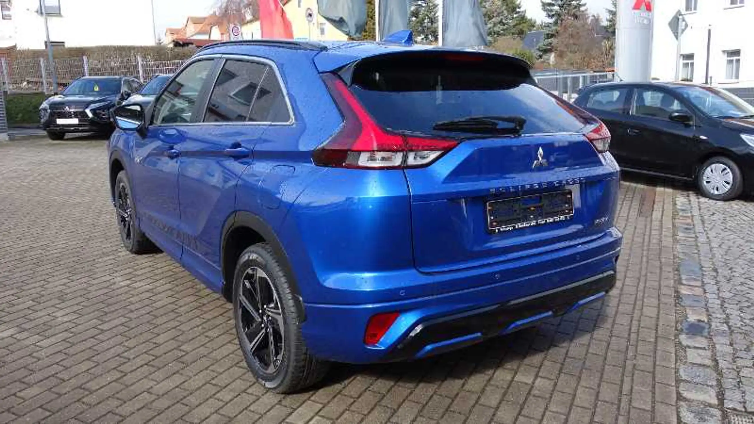 Mitsubishi - Eclipse Cross