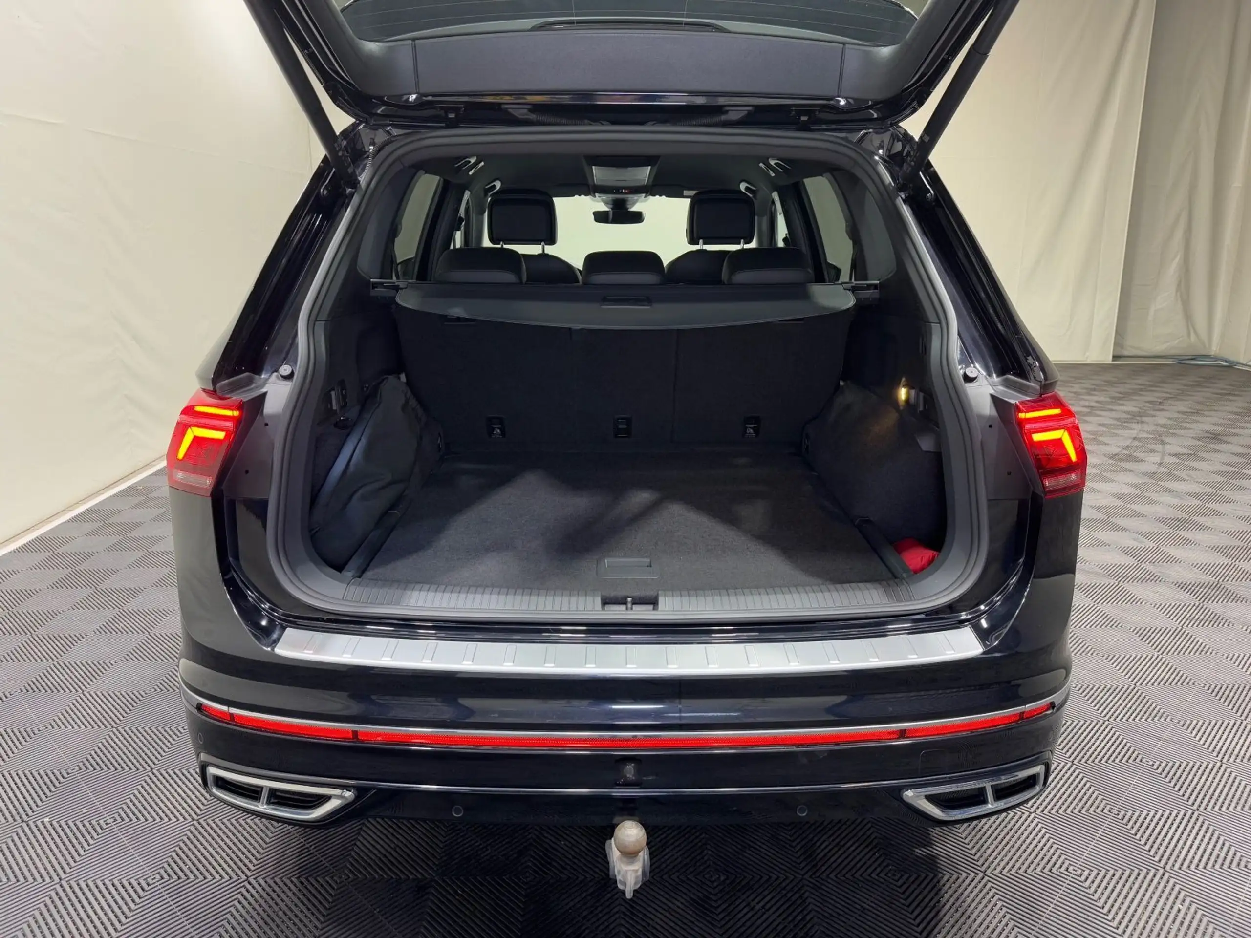 Volkswagen - Tiguan Allspace