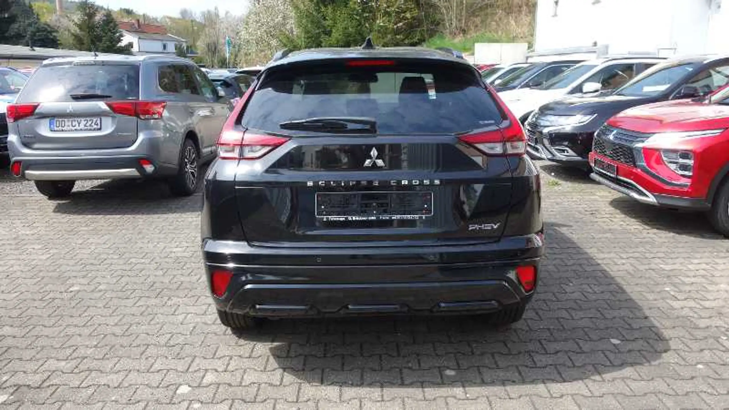 Mitsubishi - Eclipse Cross