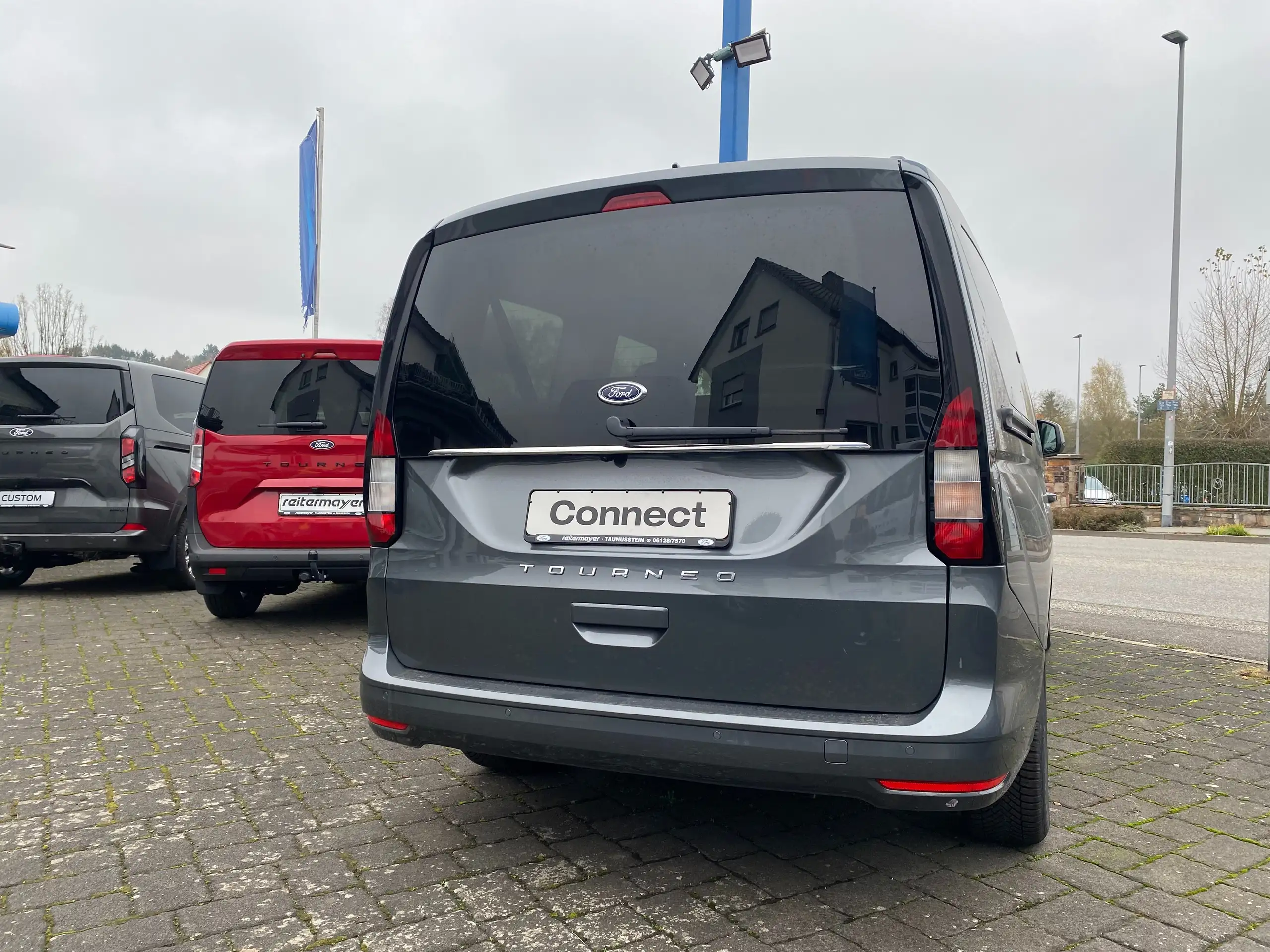 Ford - Tourneo Connect