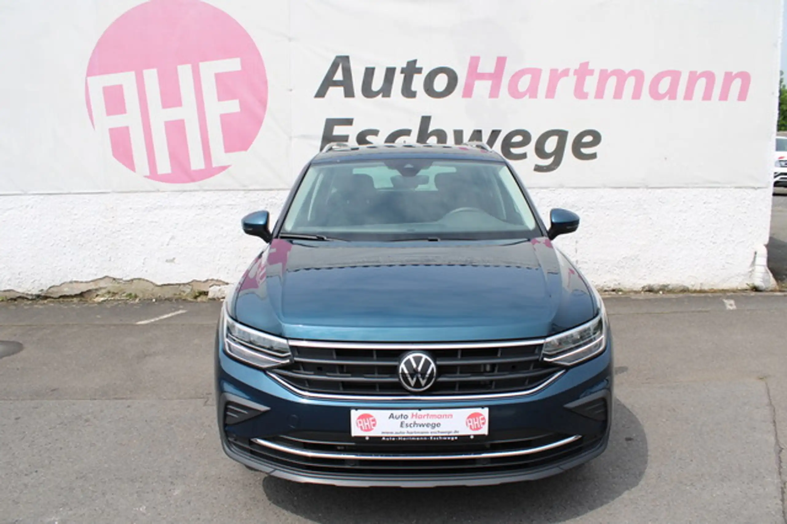 Volkswagen - Tiguan