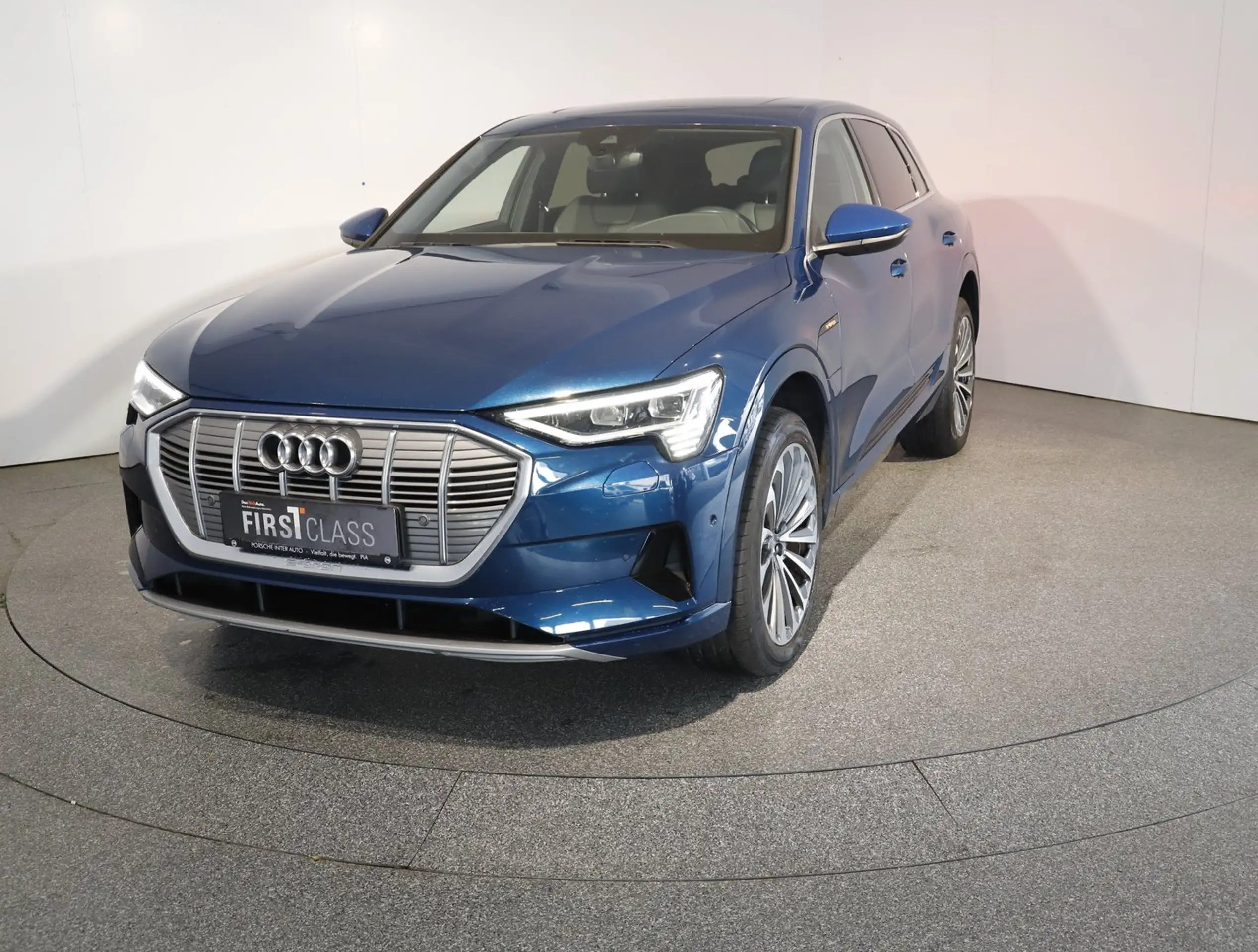 Audi e-tron 2019