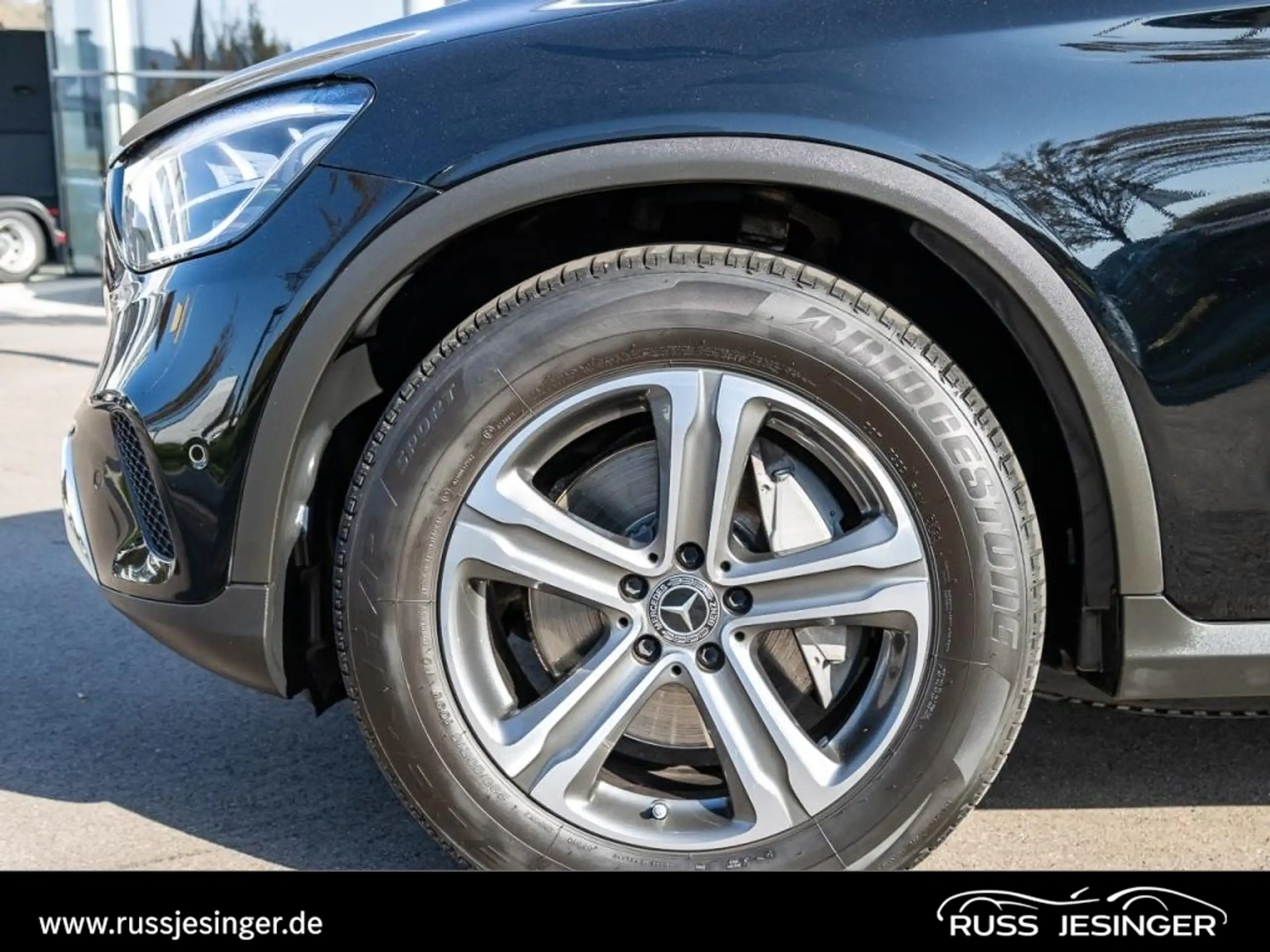 Mercedes-Benz - GLC 220