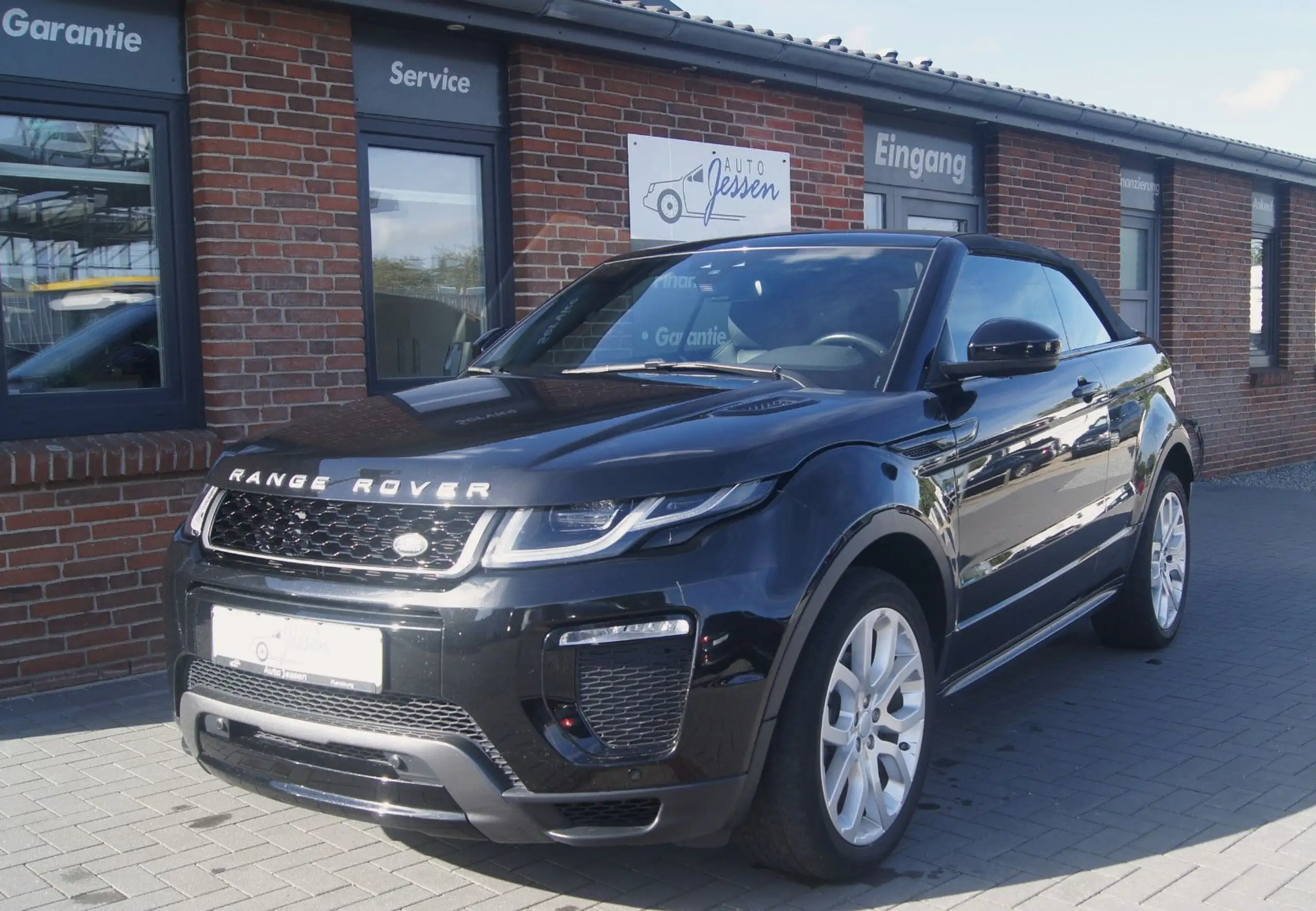 Land Rover - Range Rover Evoque