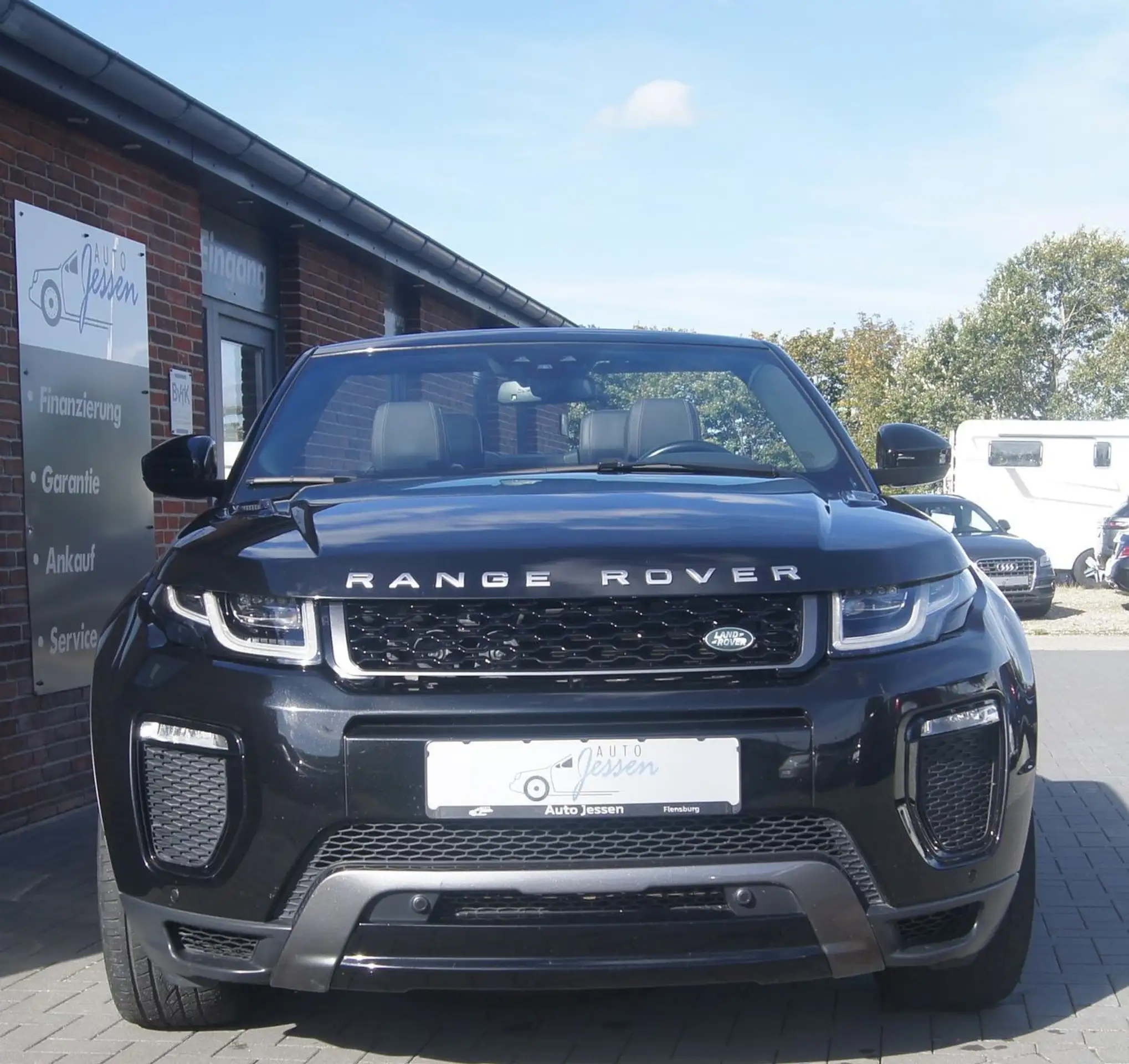 Land Rover - Range Rover Evoque