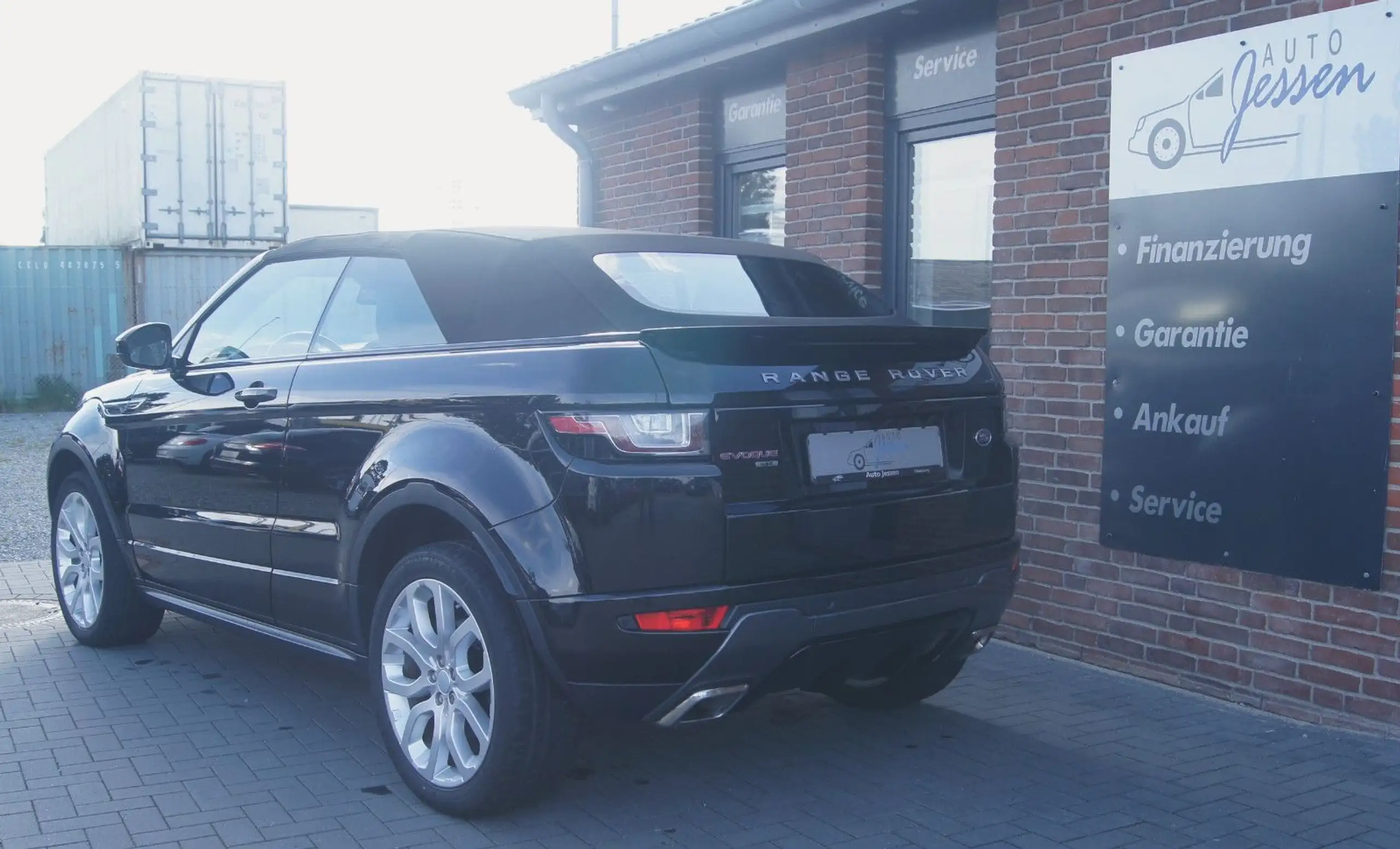 Land Rover - Range Rover Evoque