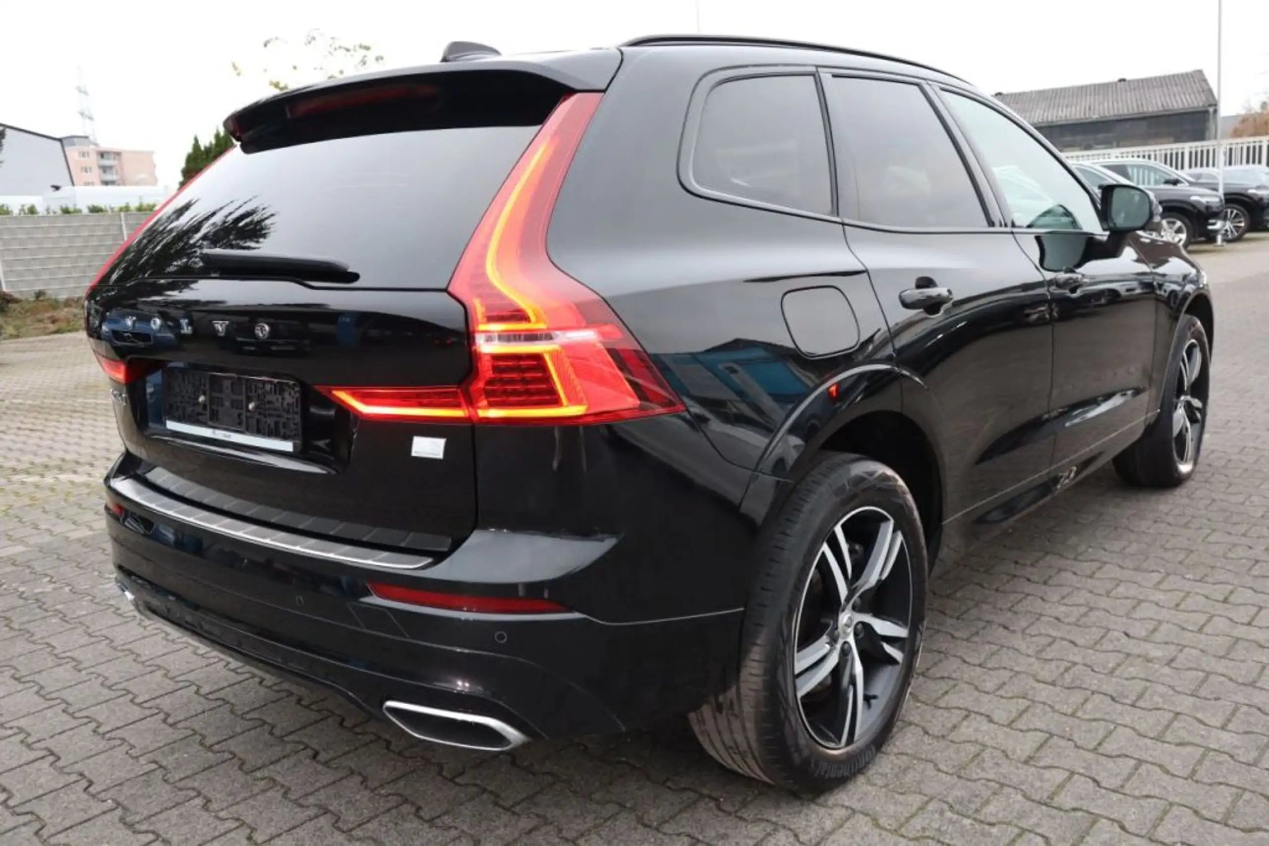 Volvo - XC60