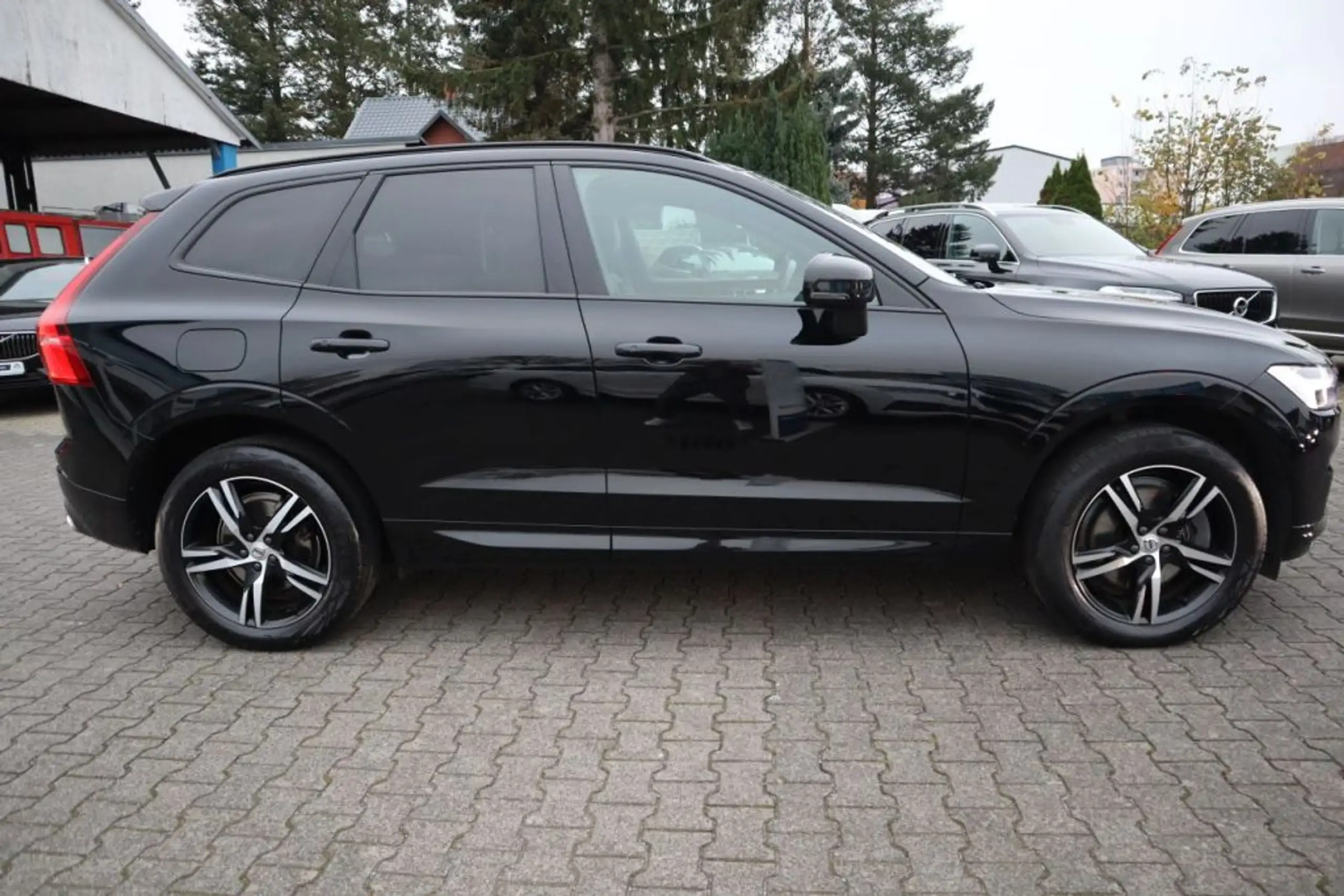 Volvo - XC60