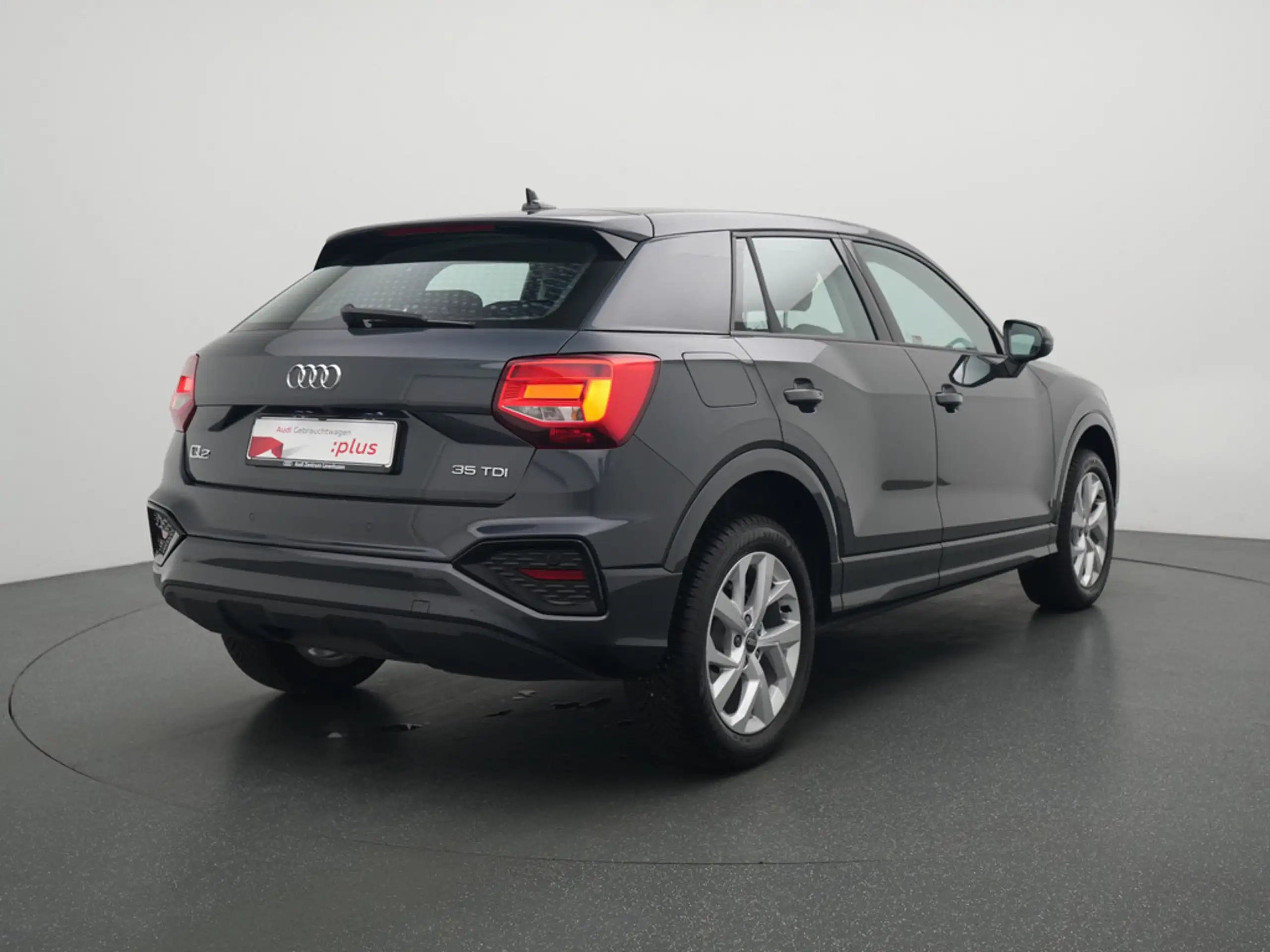 Audi - Q2