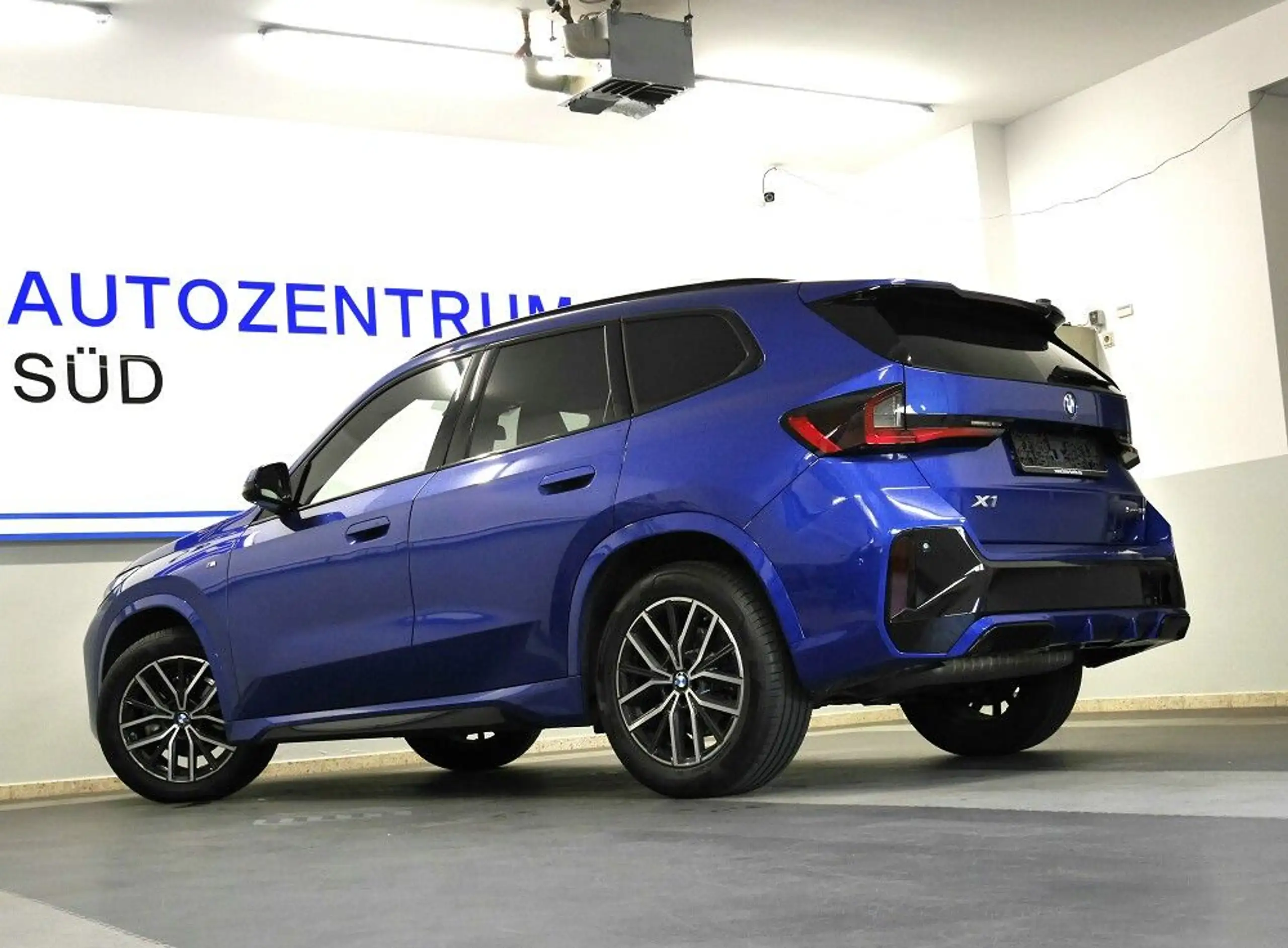 BMW - X1