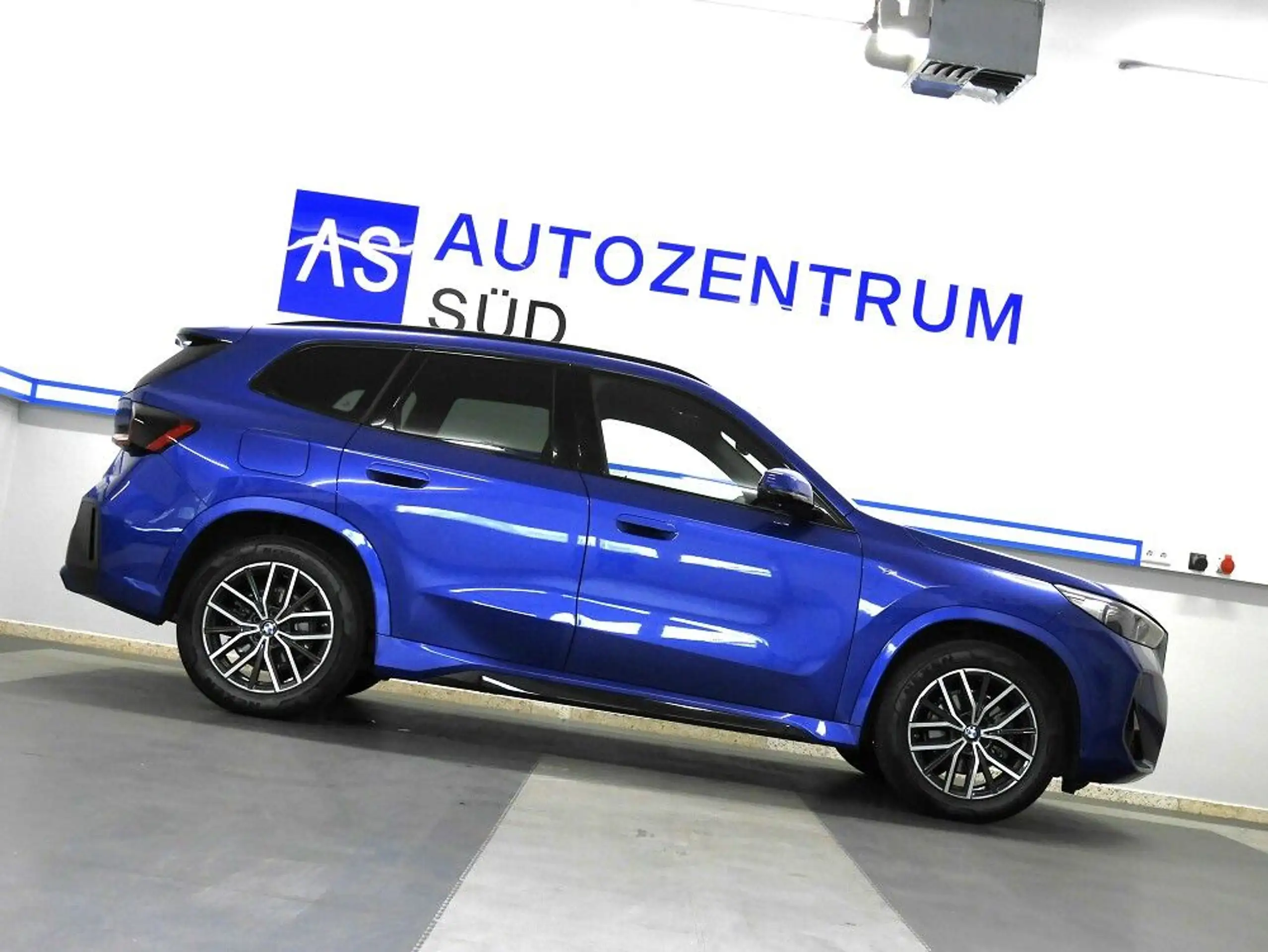 BMW - X1