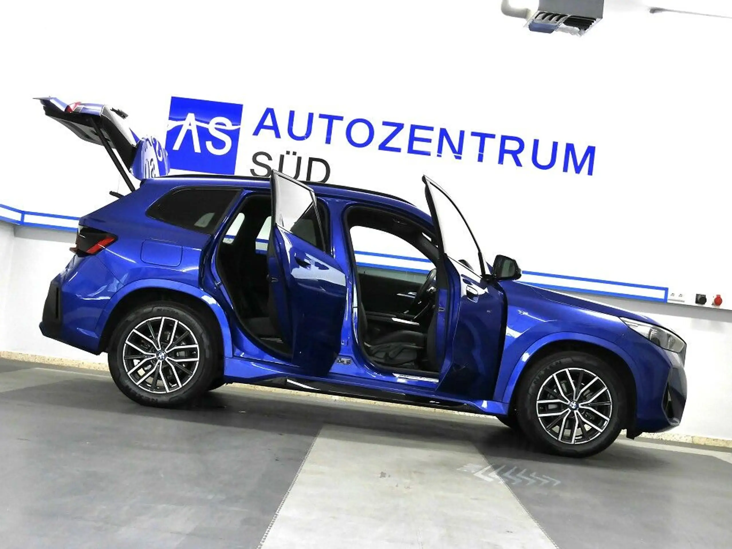 BMW - X1