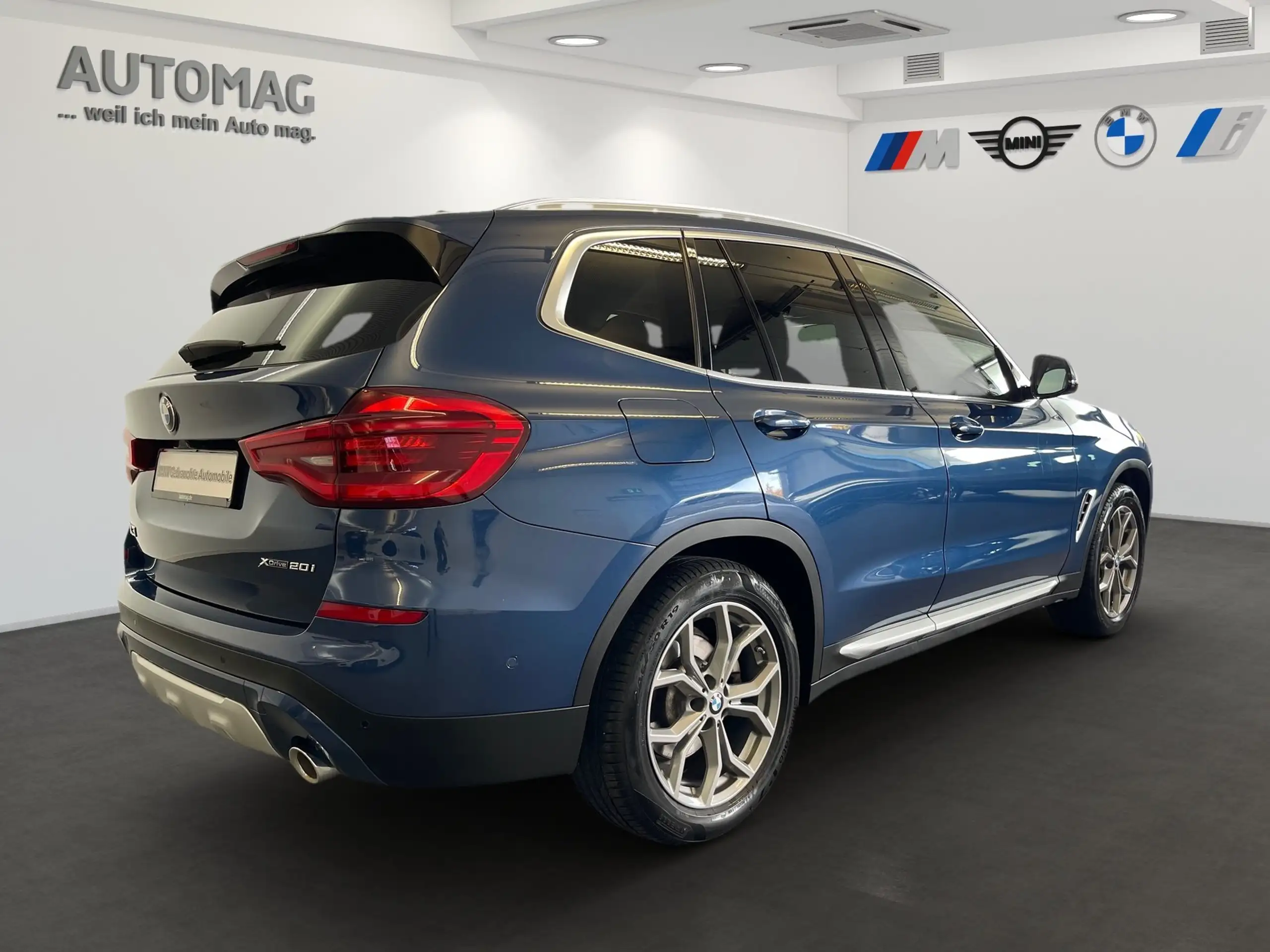 BMW - X3