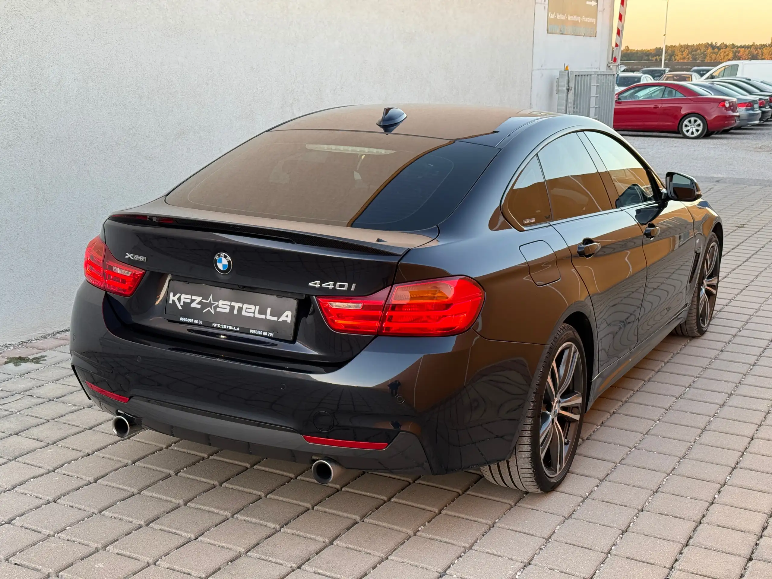 BMW - 440