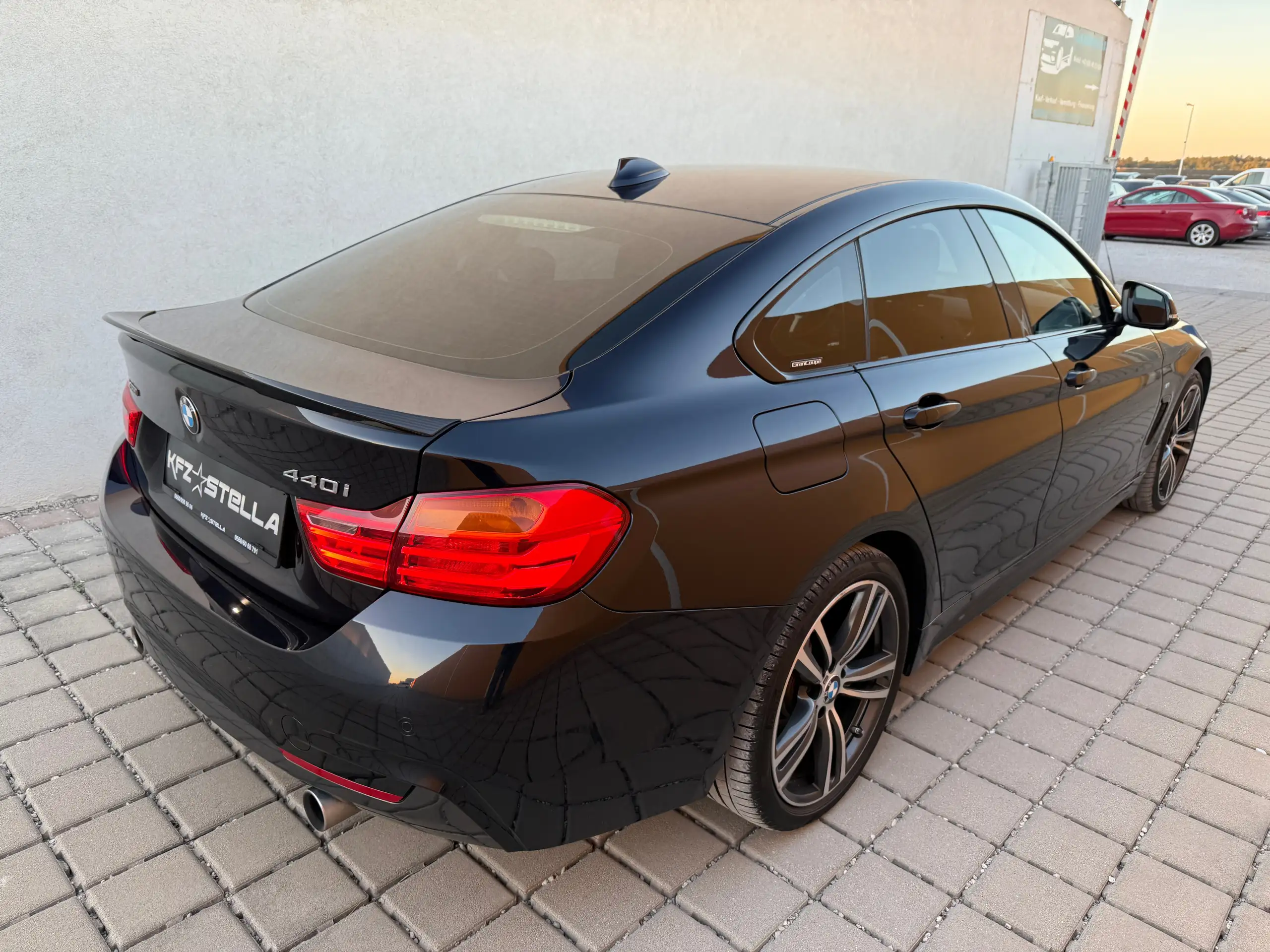 BMW - 440