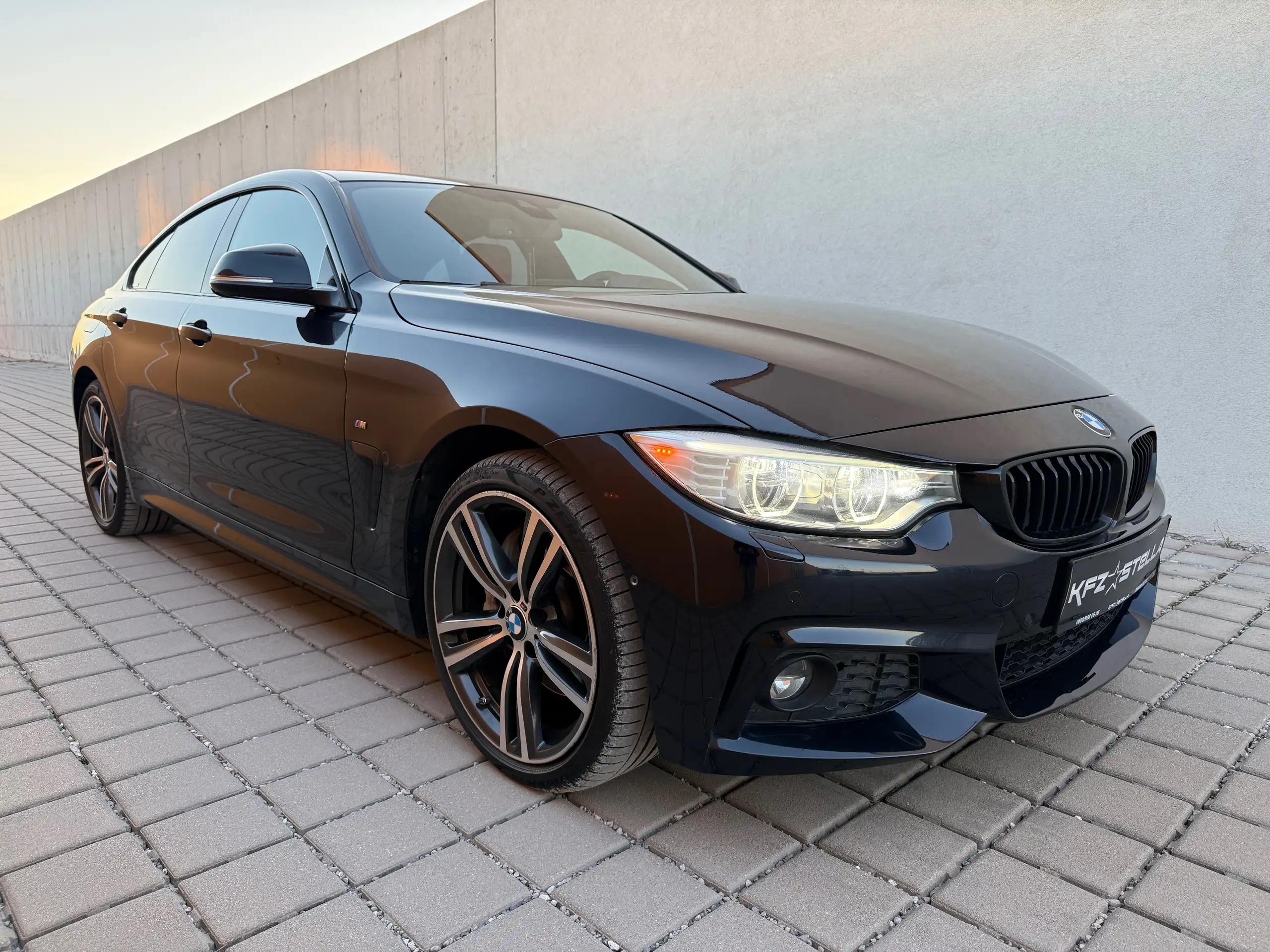 BMW - 440