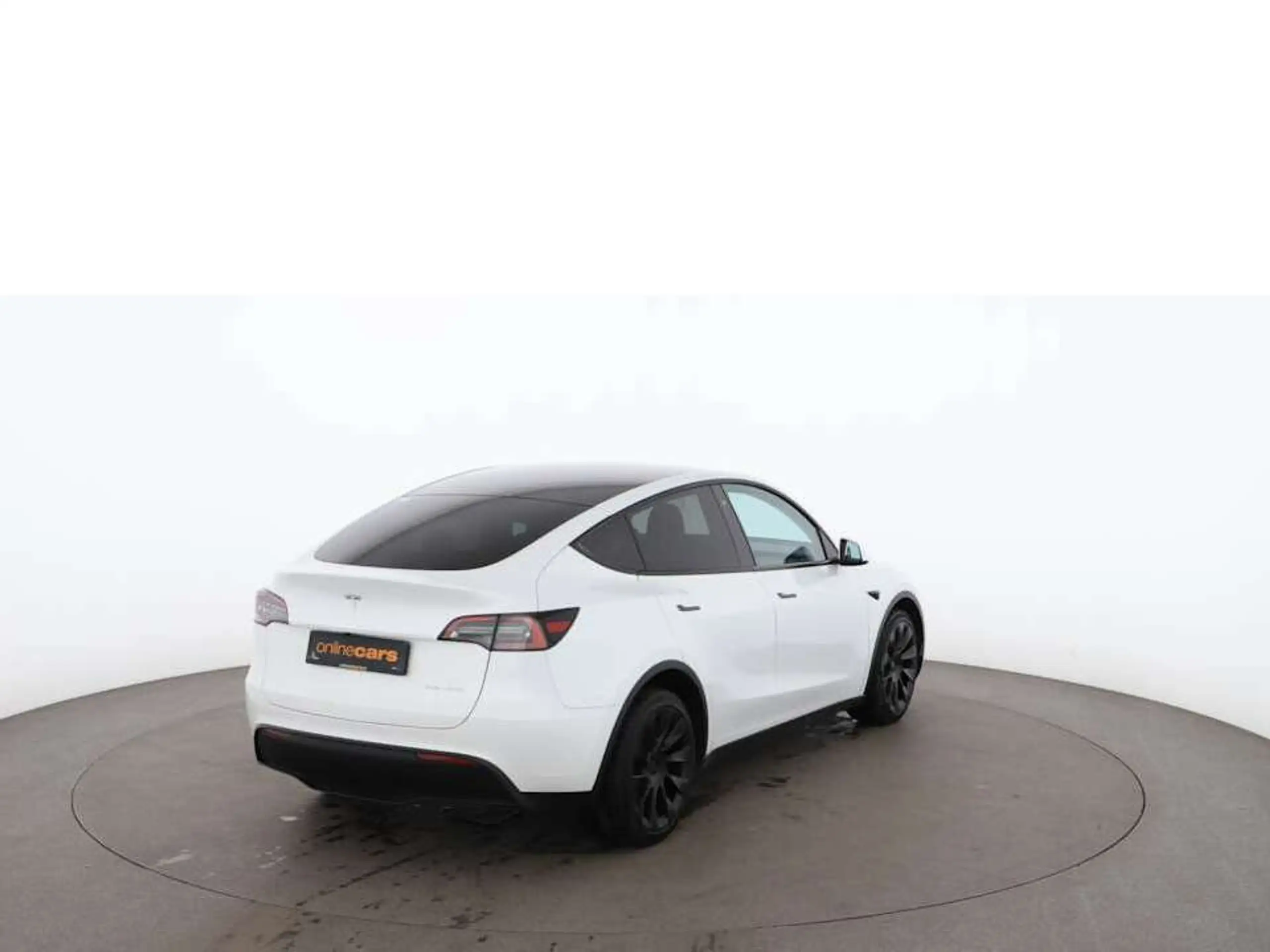 Tesla - Model Y