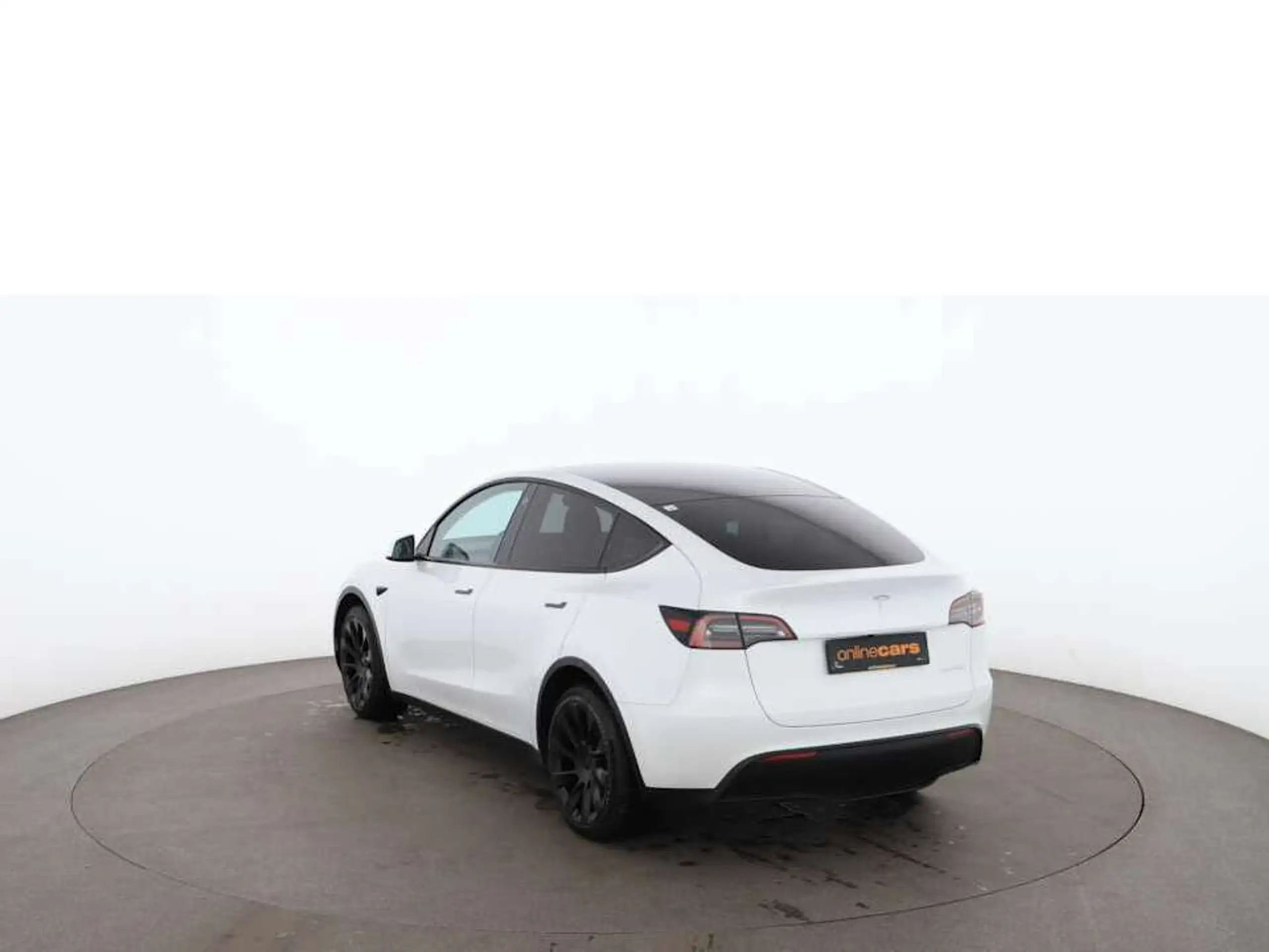 Tesla - Model Y