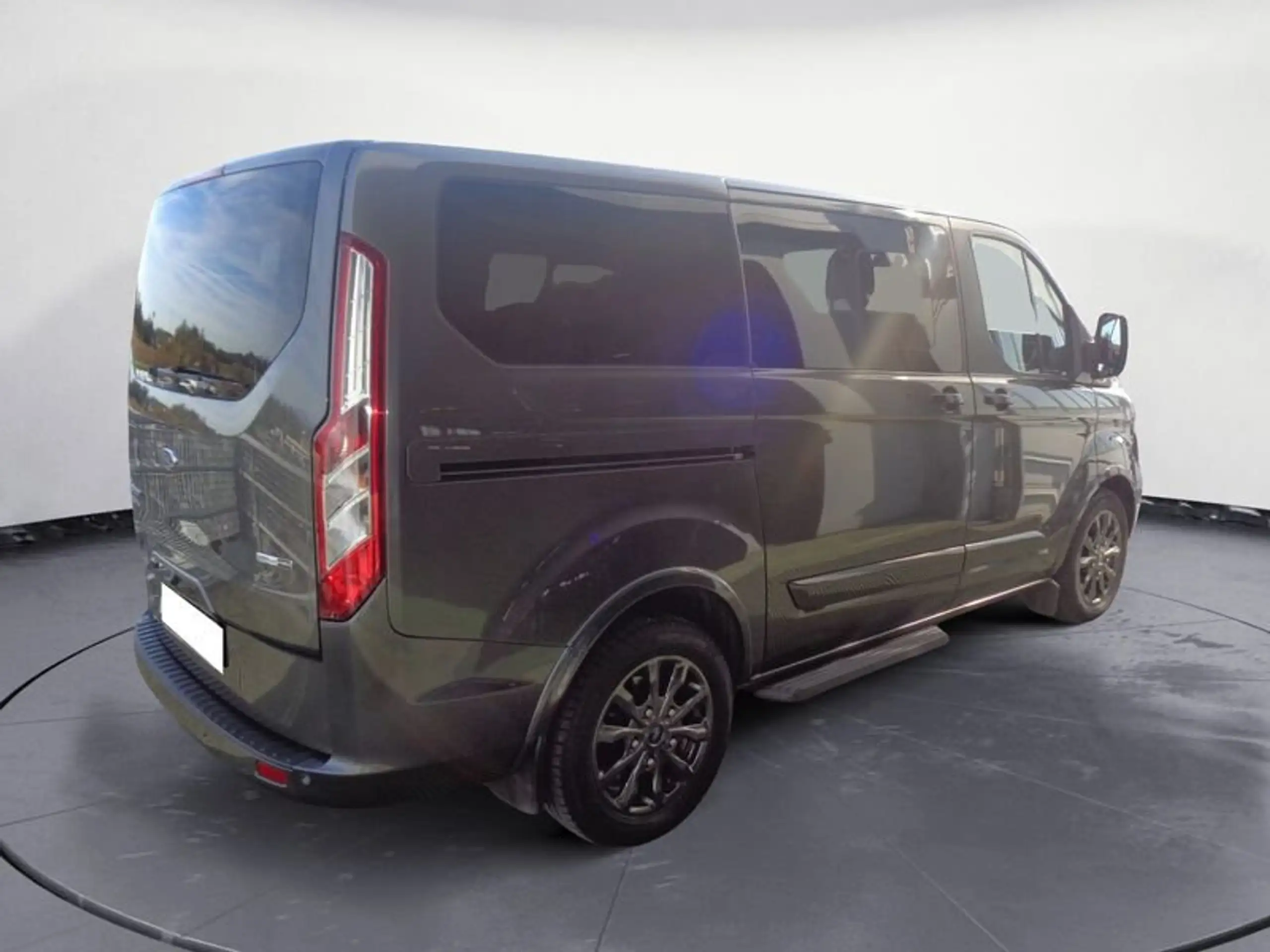 Ford - Tourneo Custom