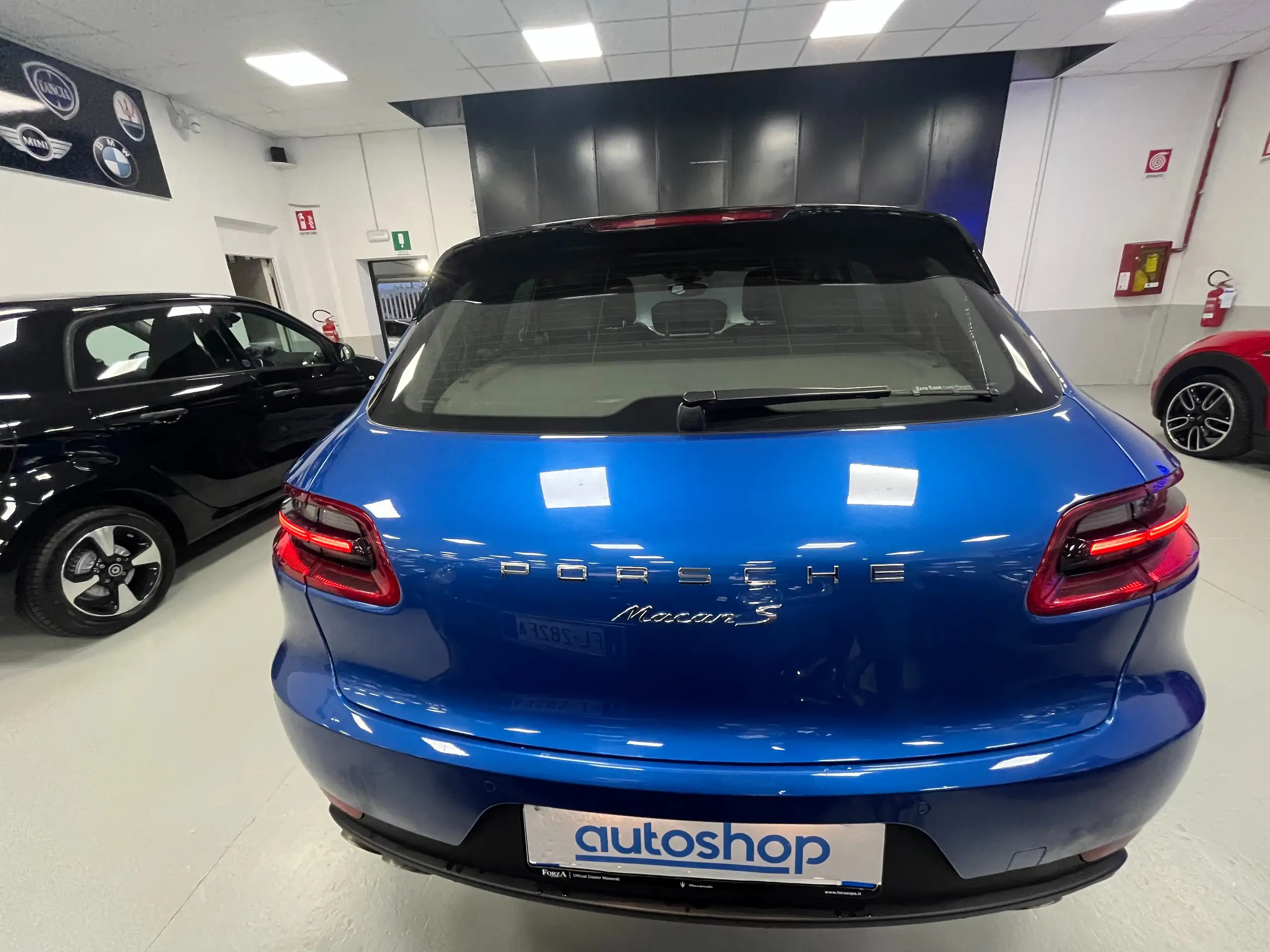 Porsche - Macan