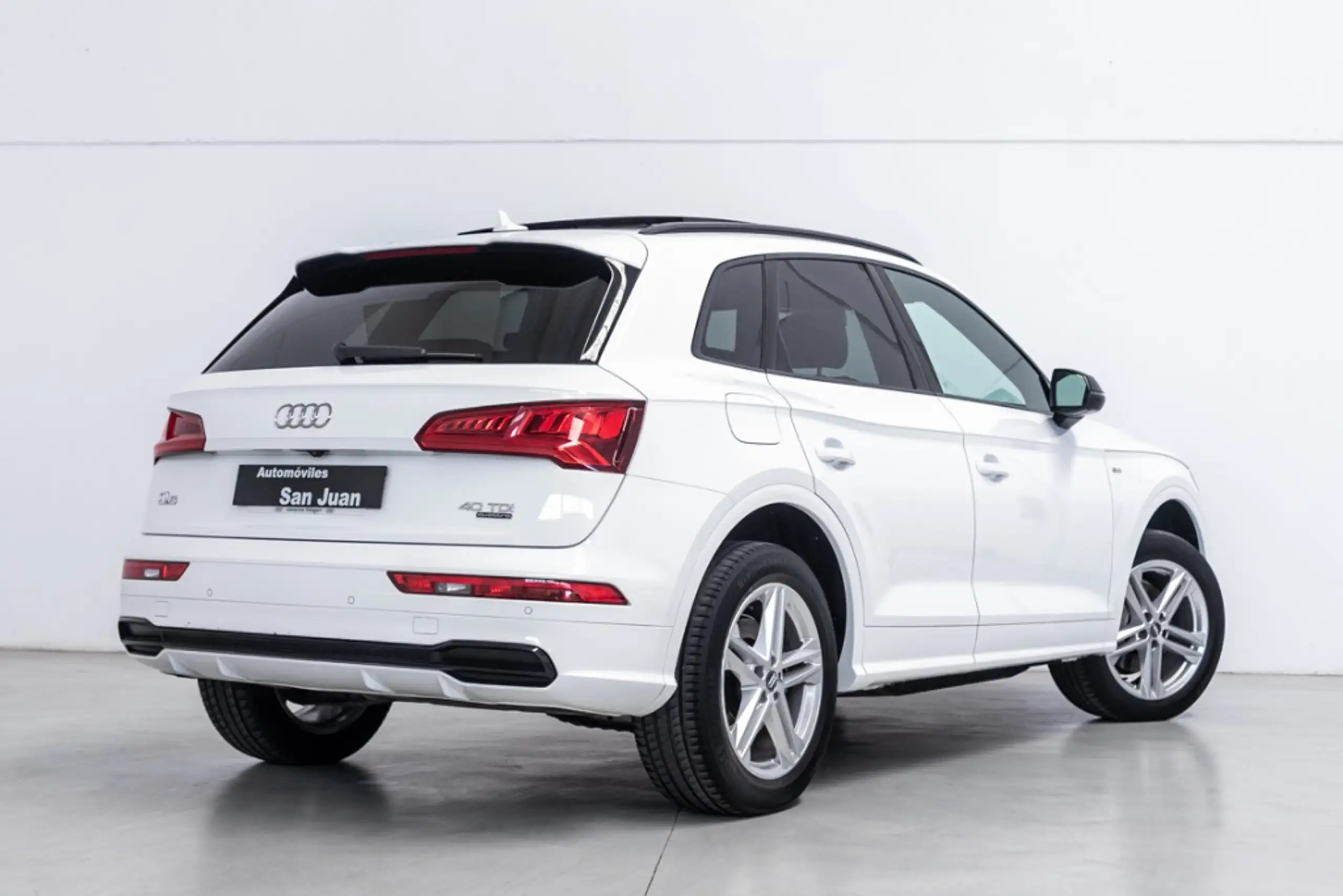 Audi - Q5