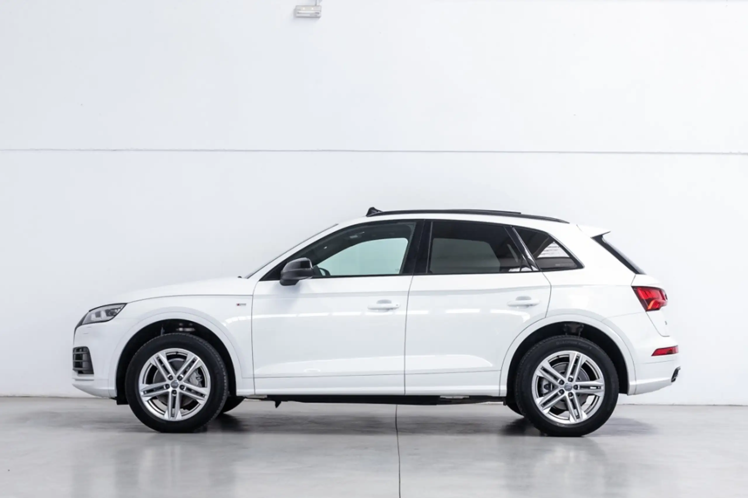 Audi - Q5