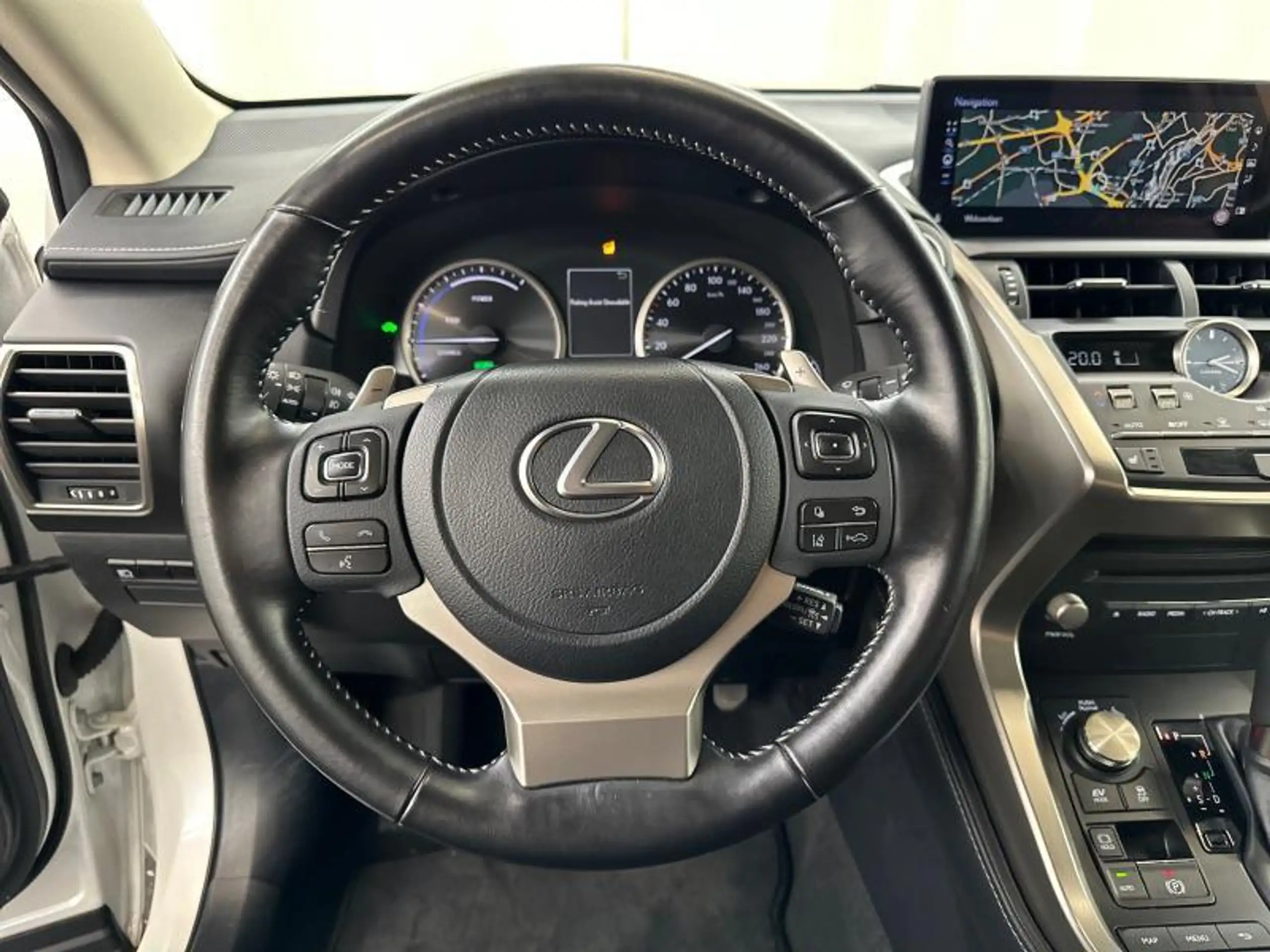 Lexus - NX 300h