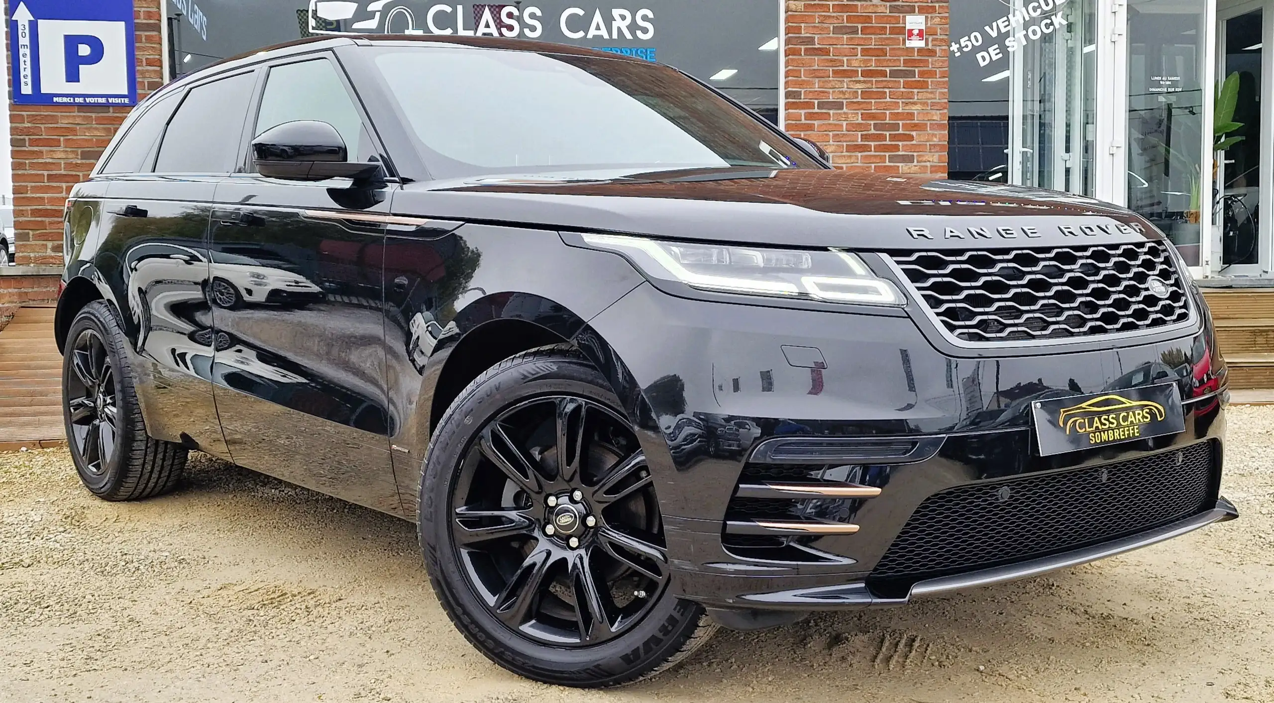 Land Rover - Range Rover Velar