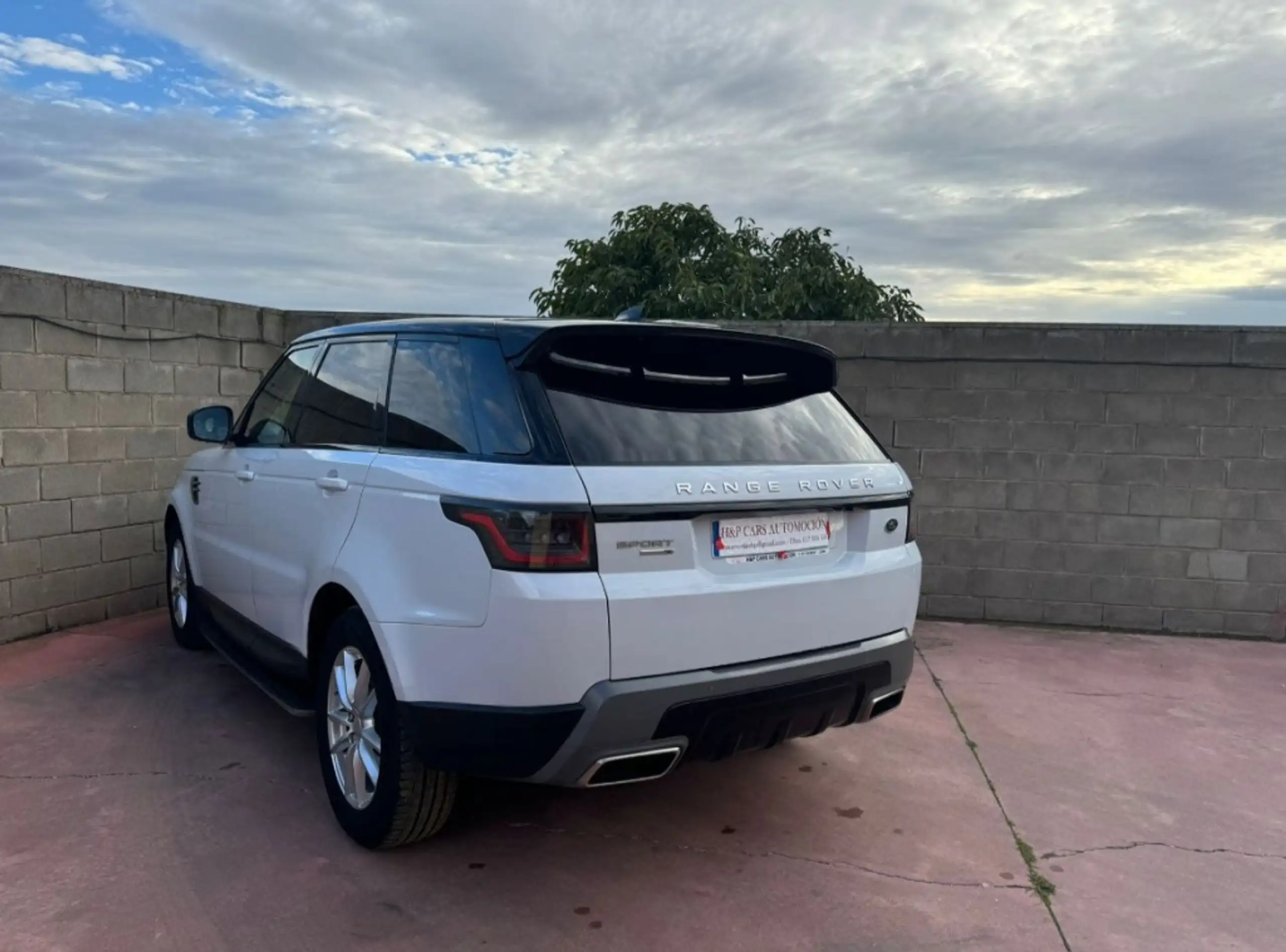 Land Rover - Range Rover Sport