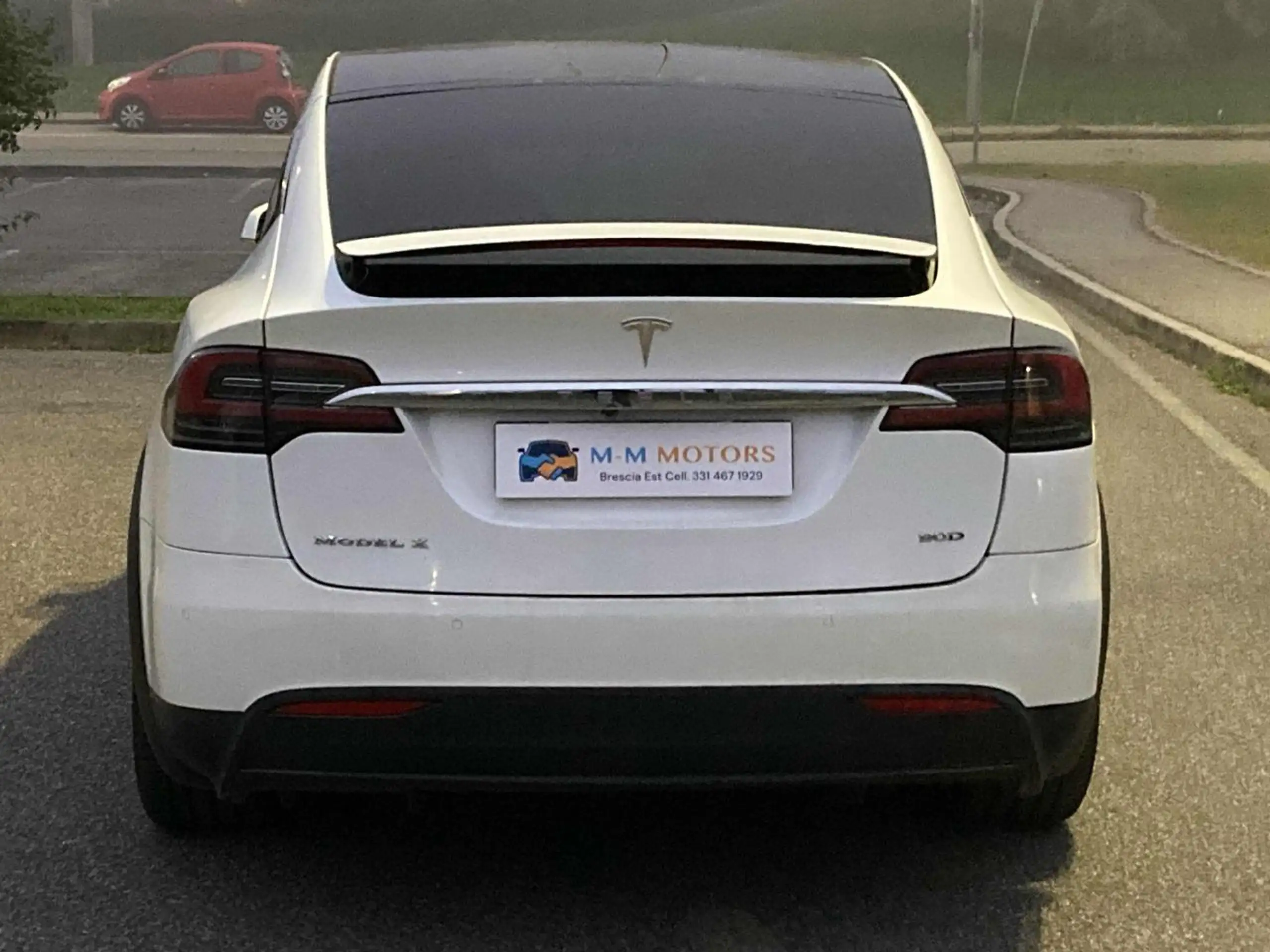 Tesla - Model X