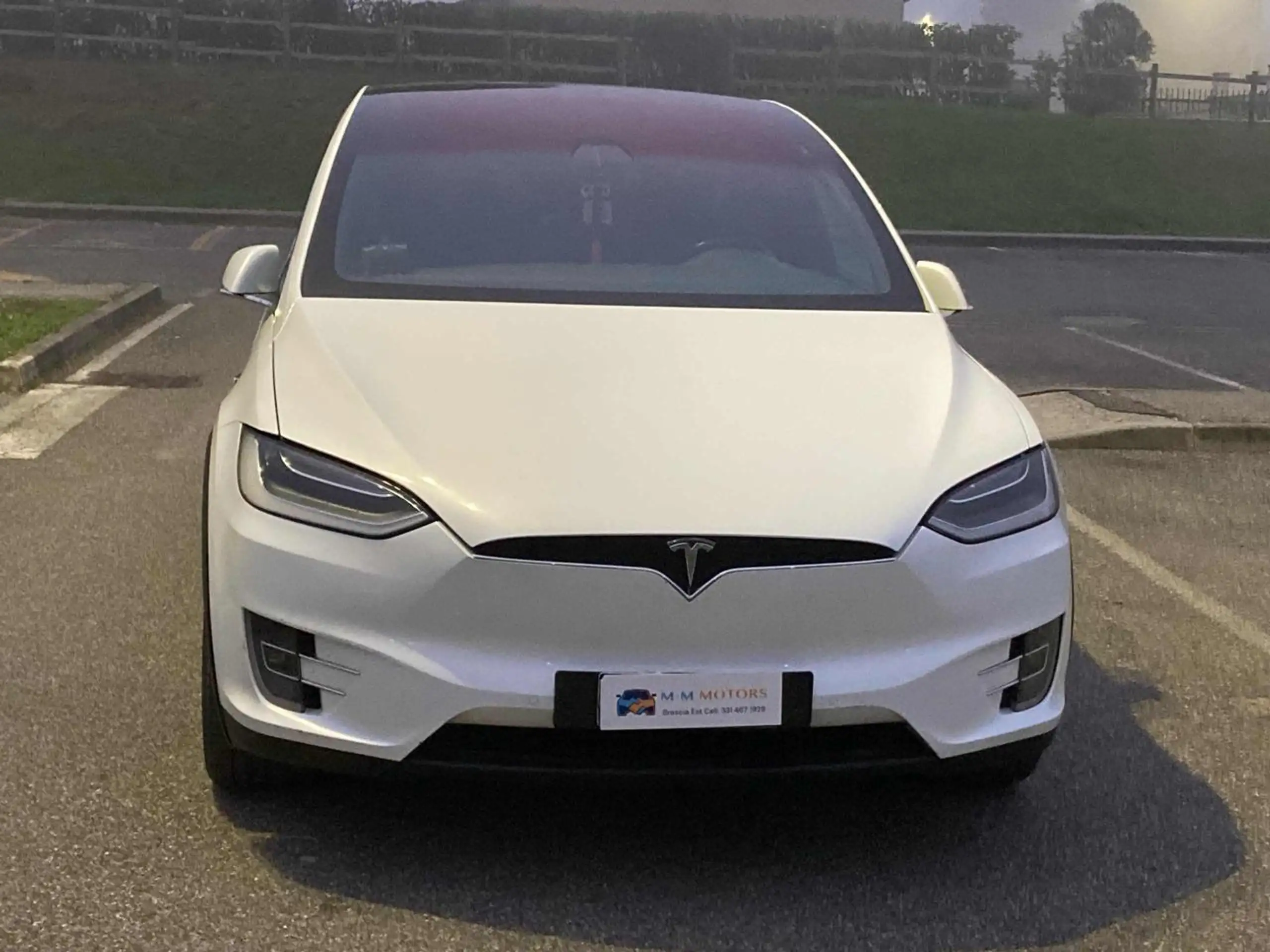 Tesla - Model X