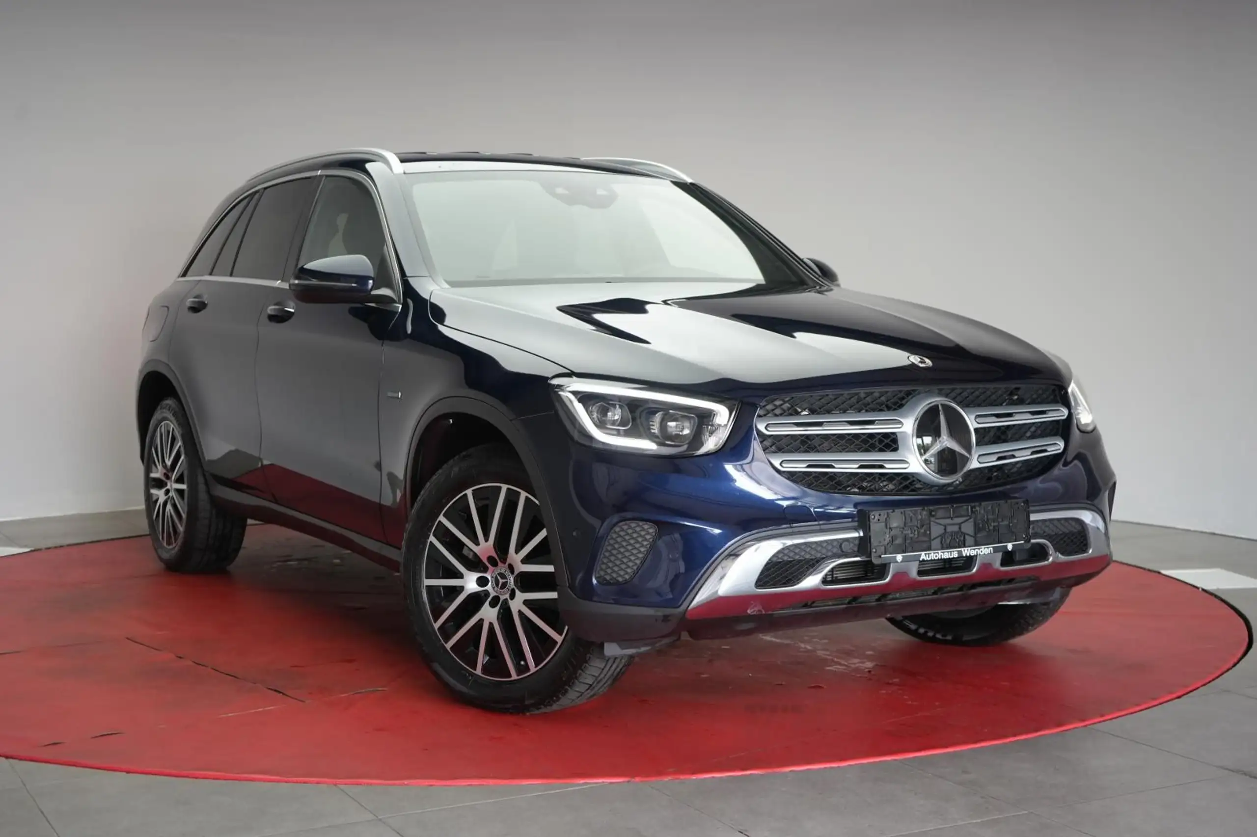 Mercedes-Benz GLC 300 2021