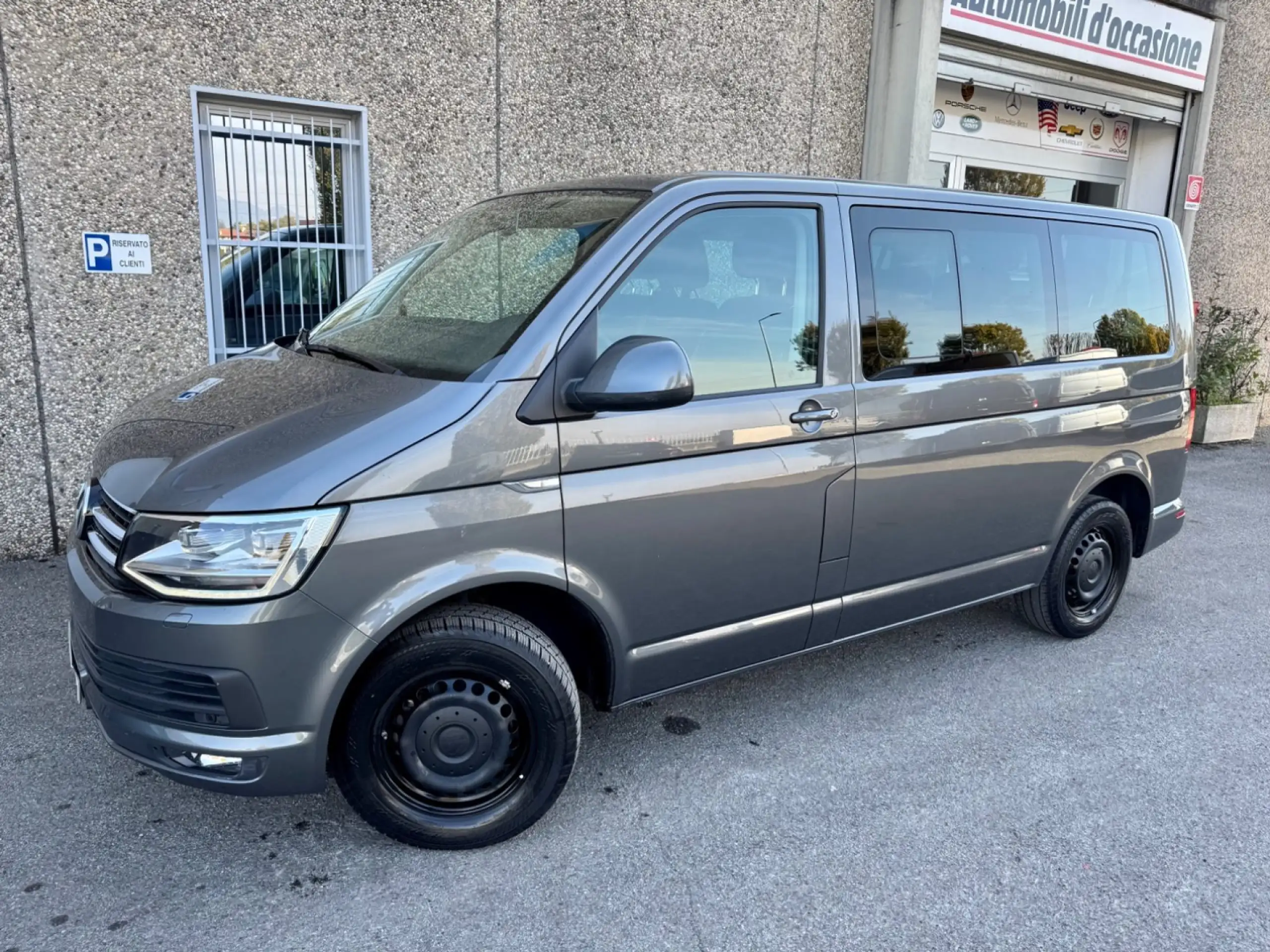 Volkswagen - T6 Caravelle