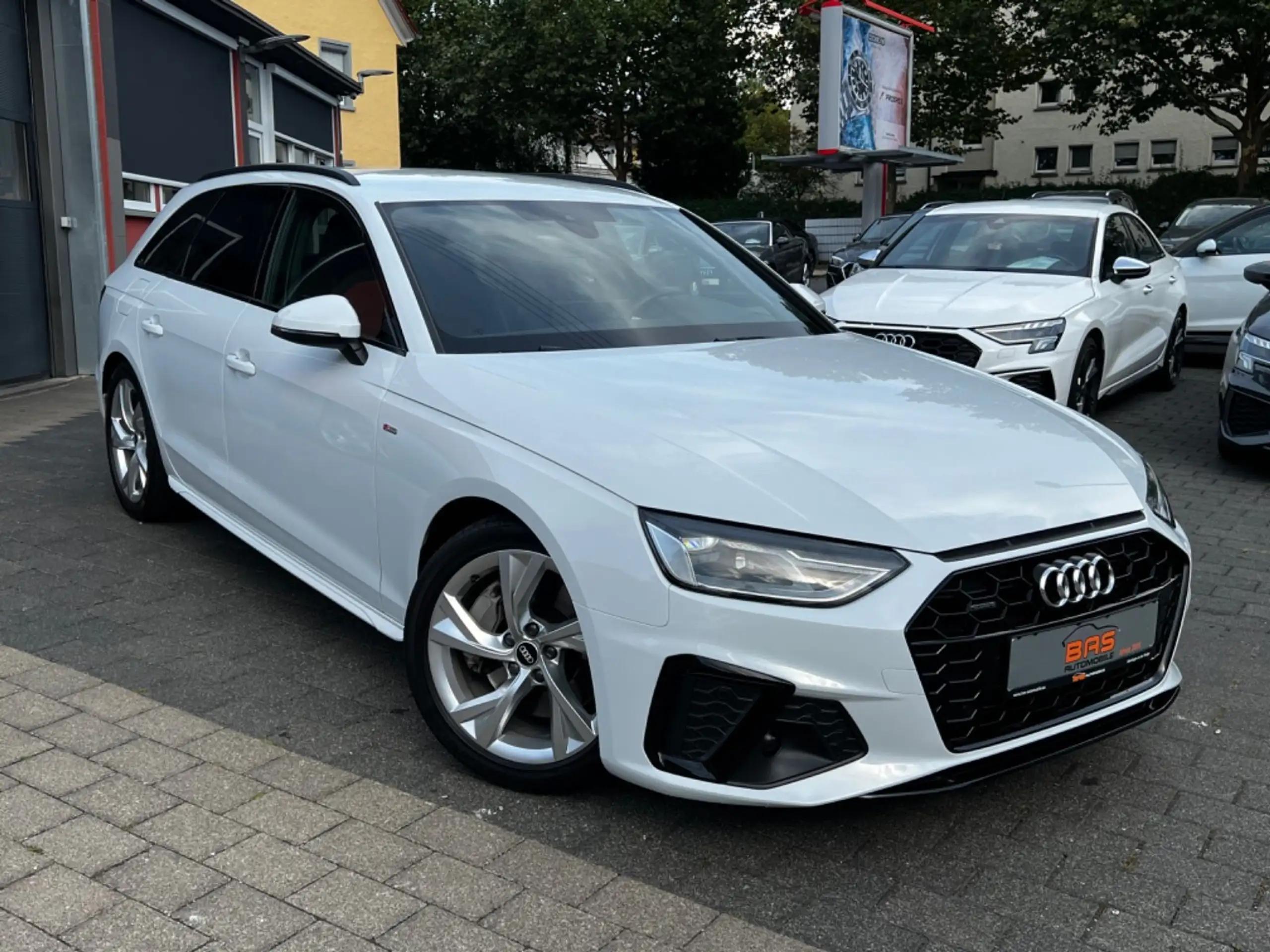 Audi - A4