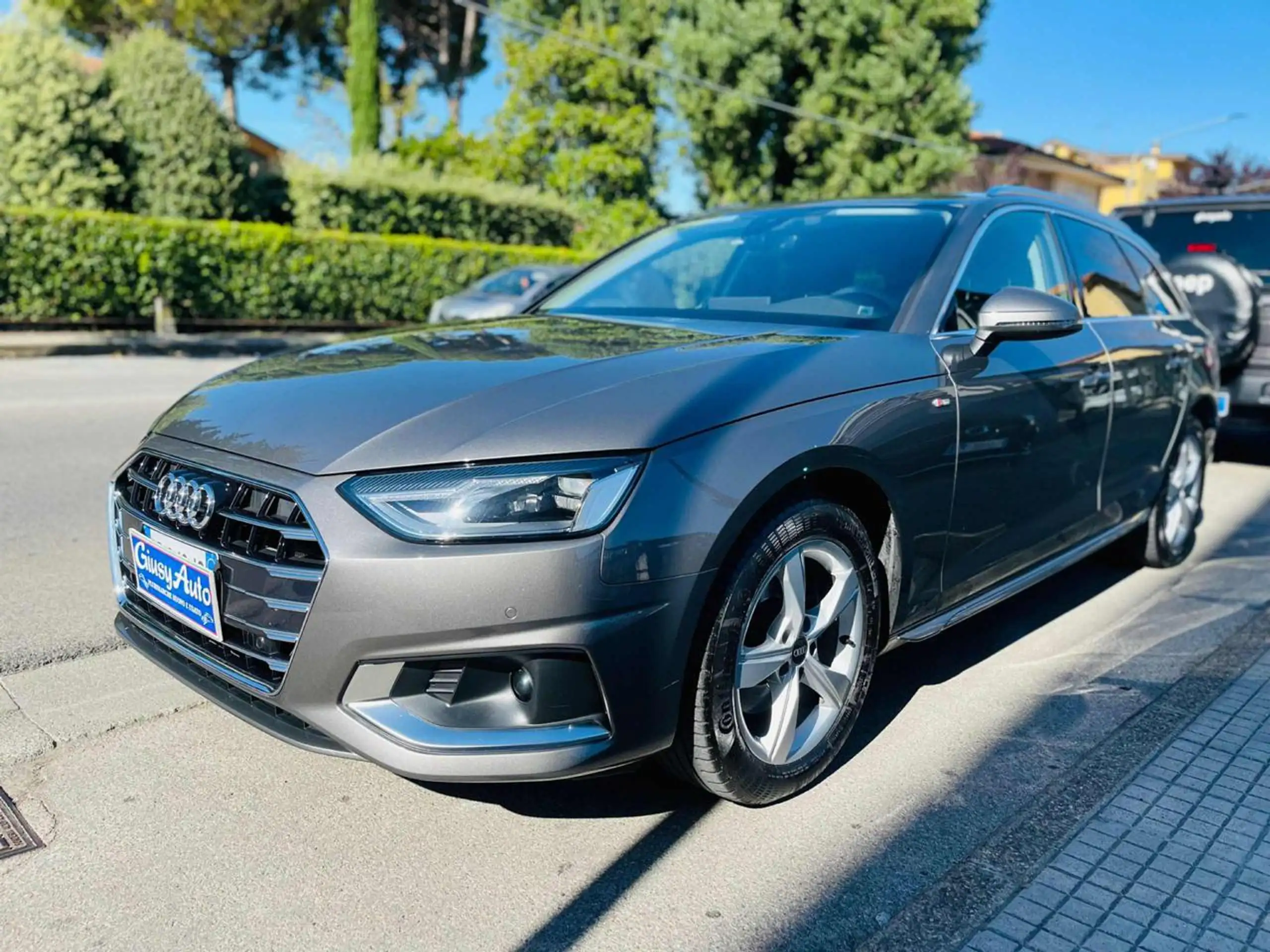 Audi A4 2021