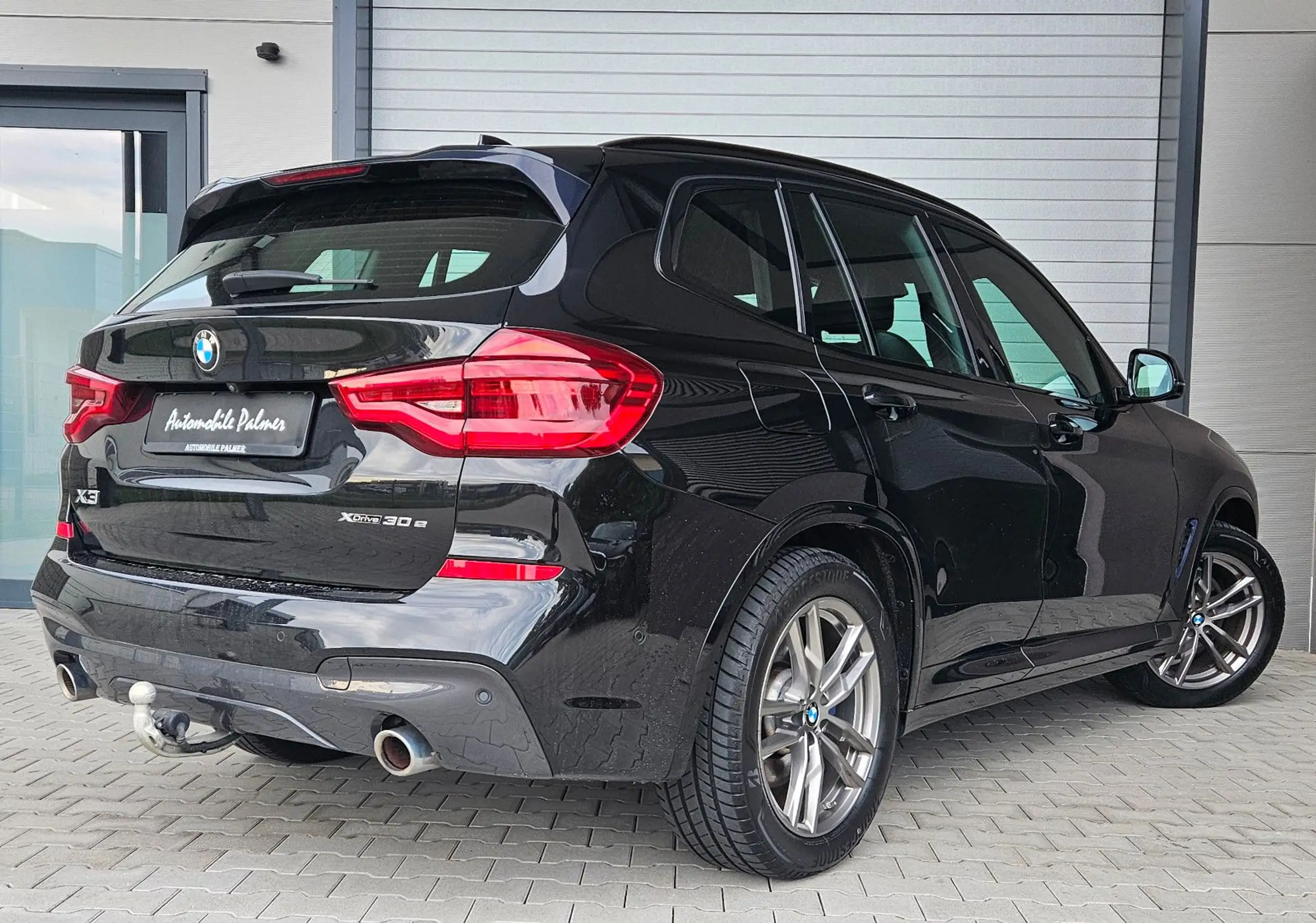 BMW - X3