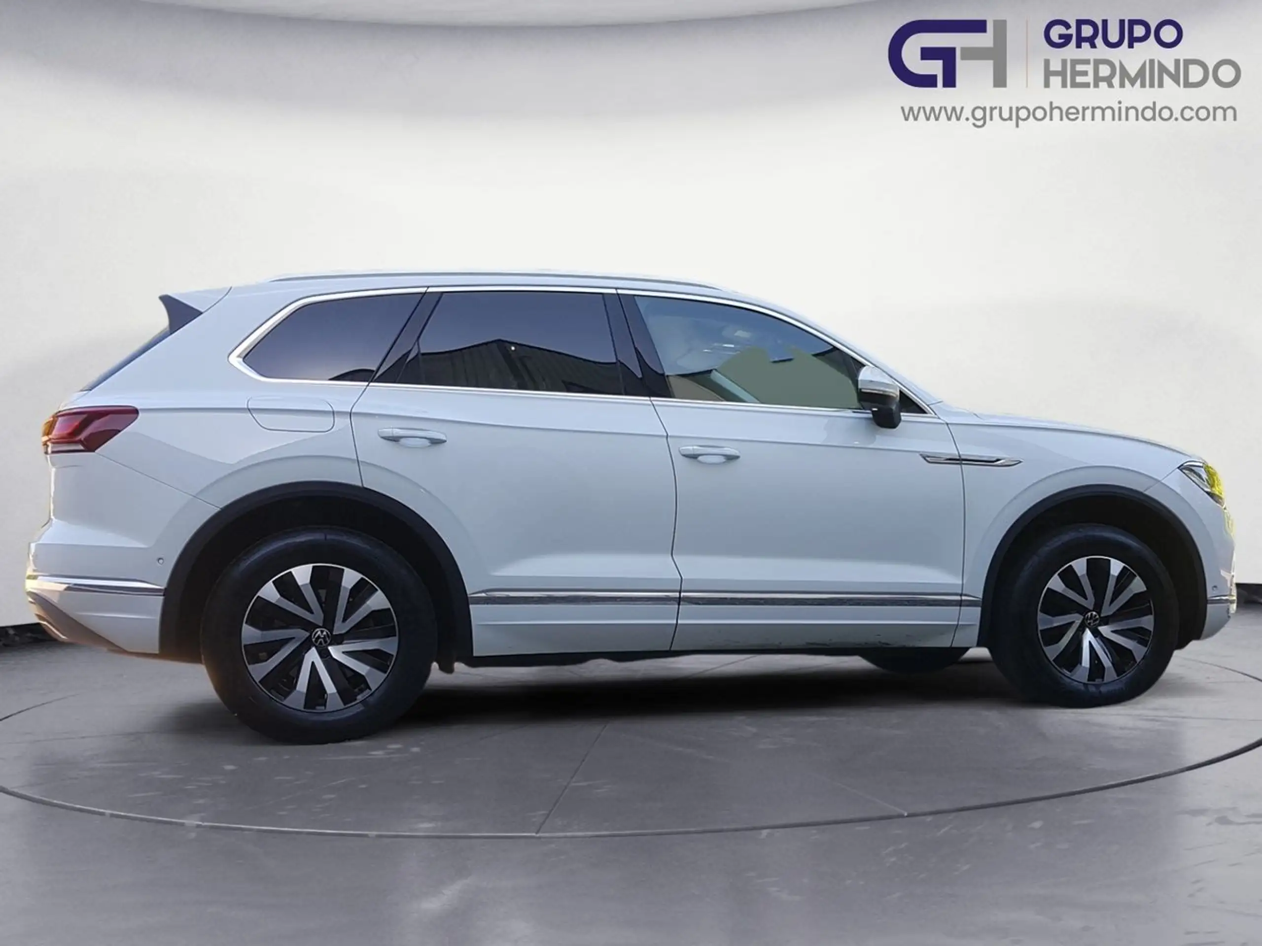 Volkswagen - Touareg