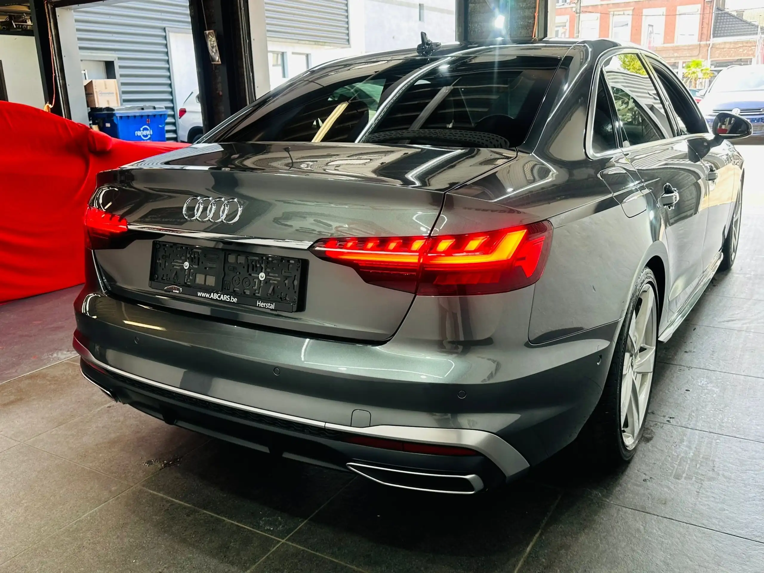 Audi - A4