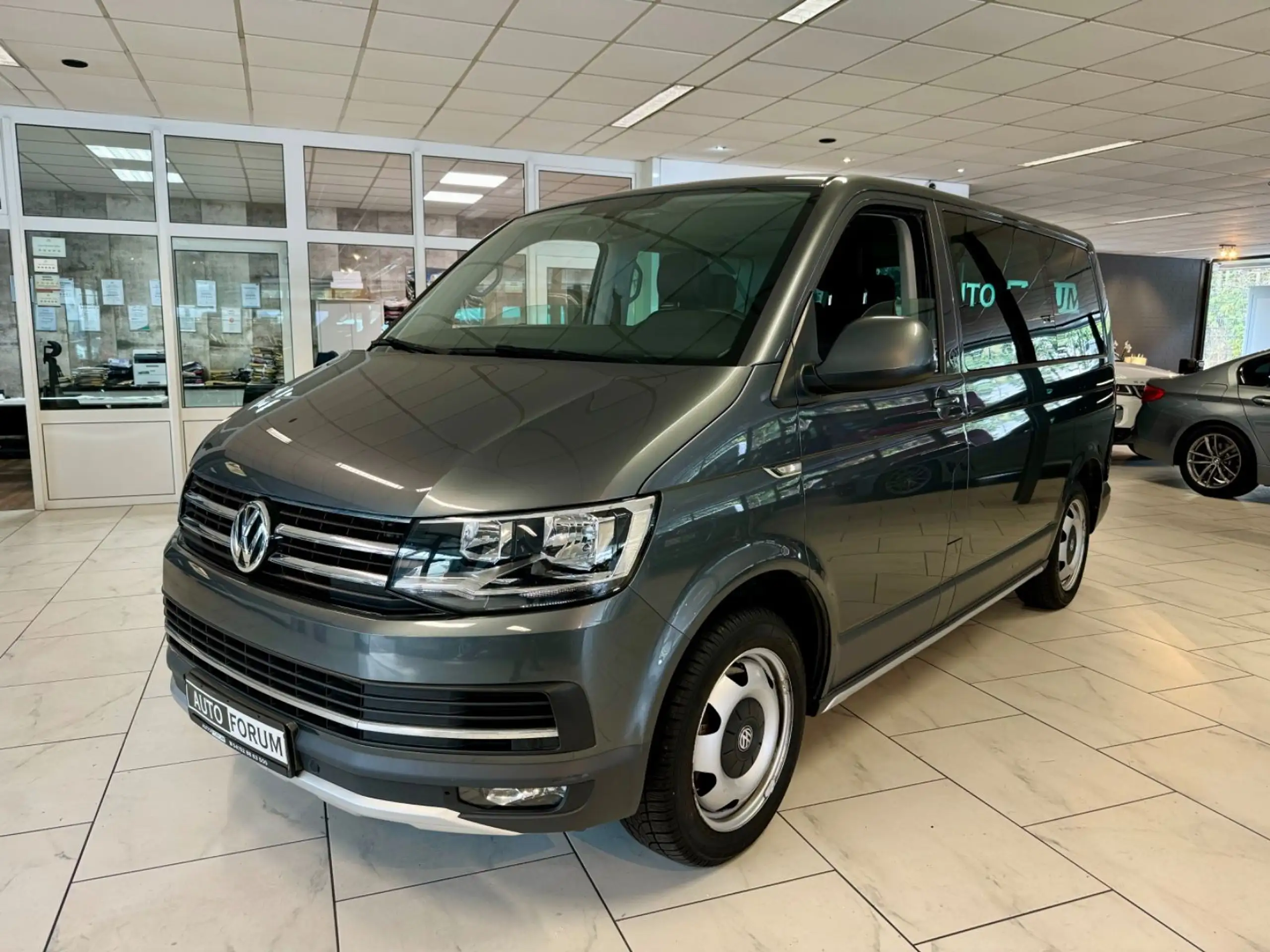 Volkswagen - T6 Multivan