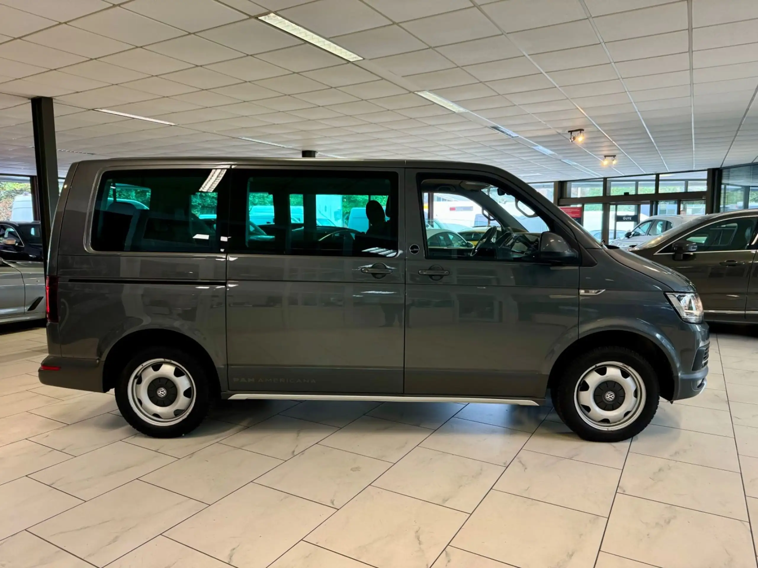 Volkswagen - T6 Multivan