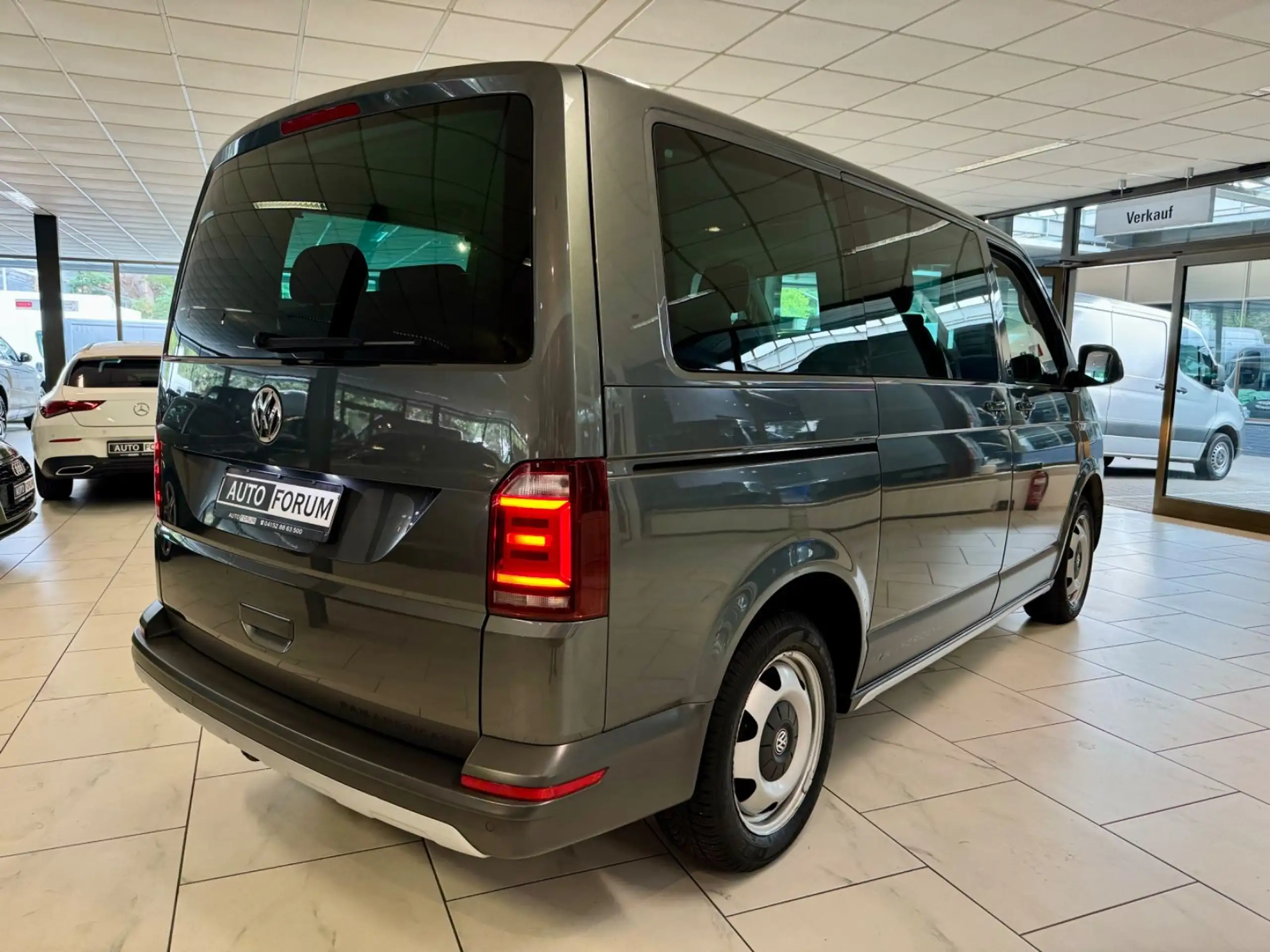 Volkswagen - T6 Multivan