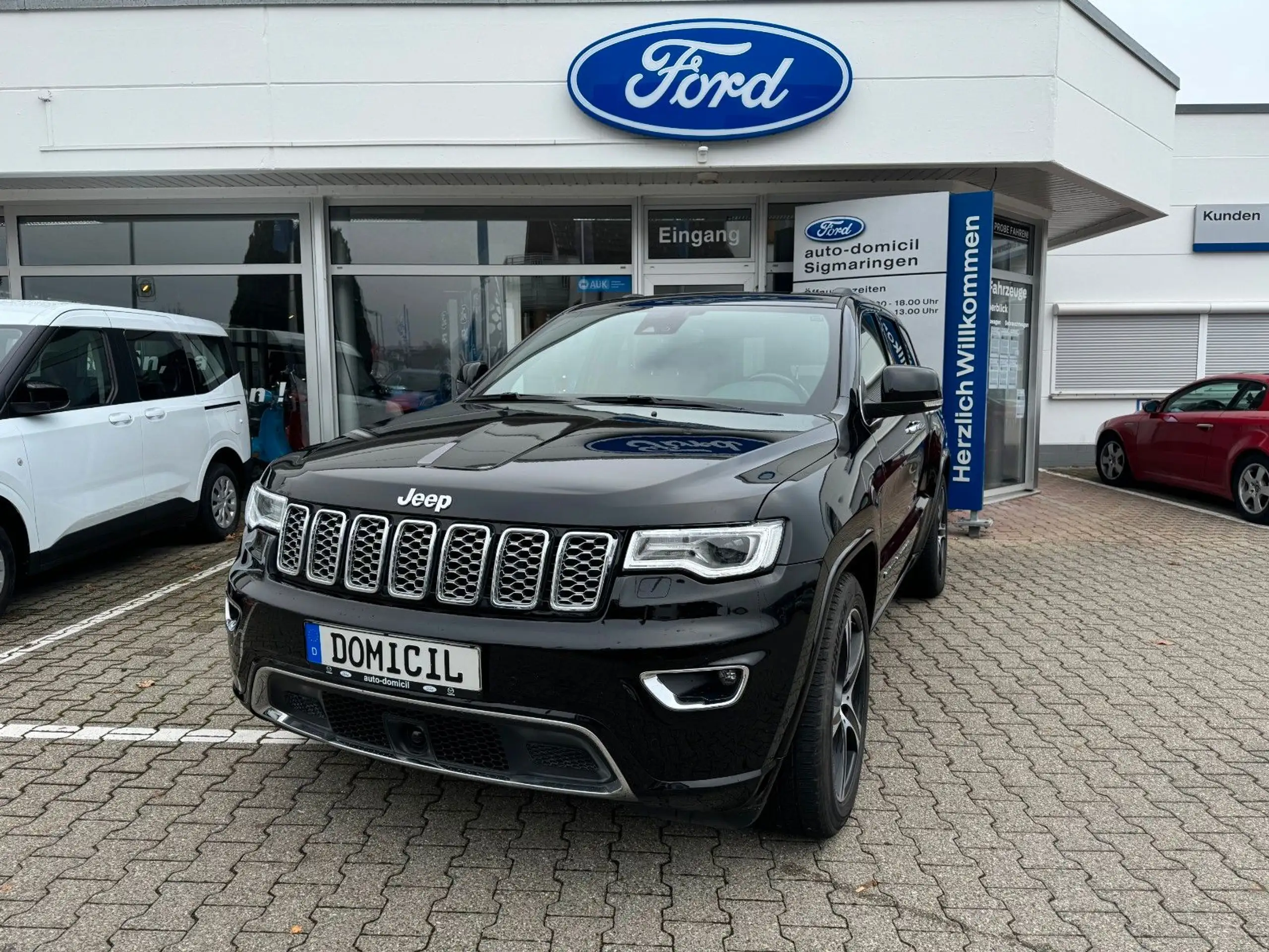 Jeep - Grand Cherokee