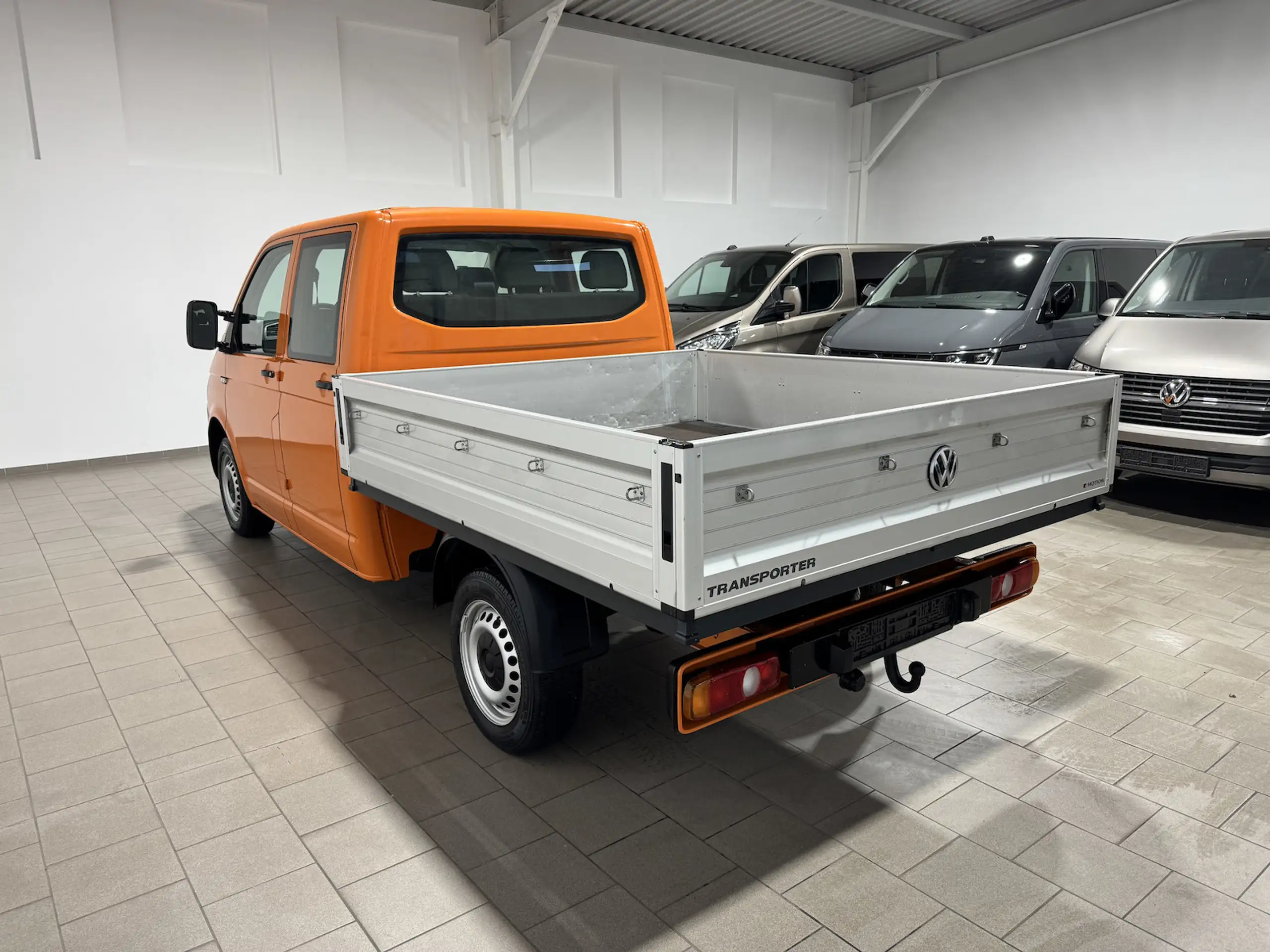 Volkswagen - T6 Transporter