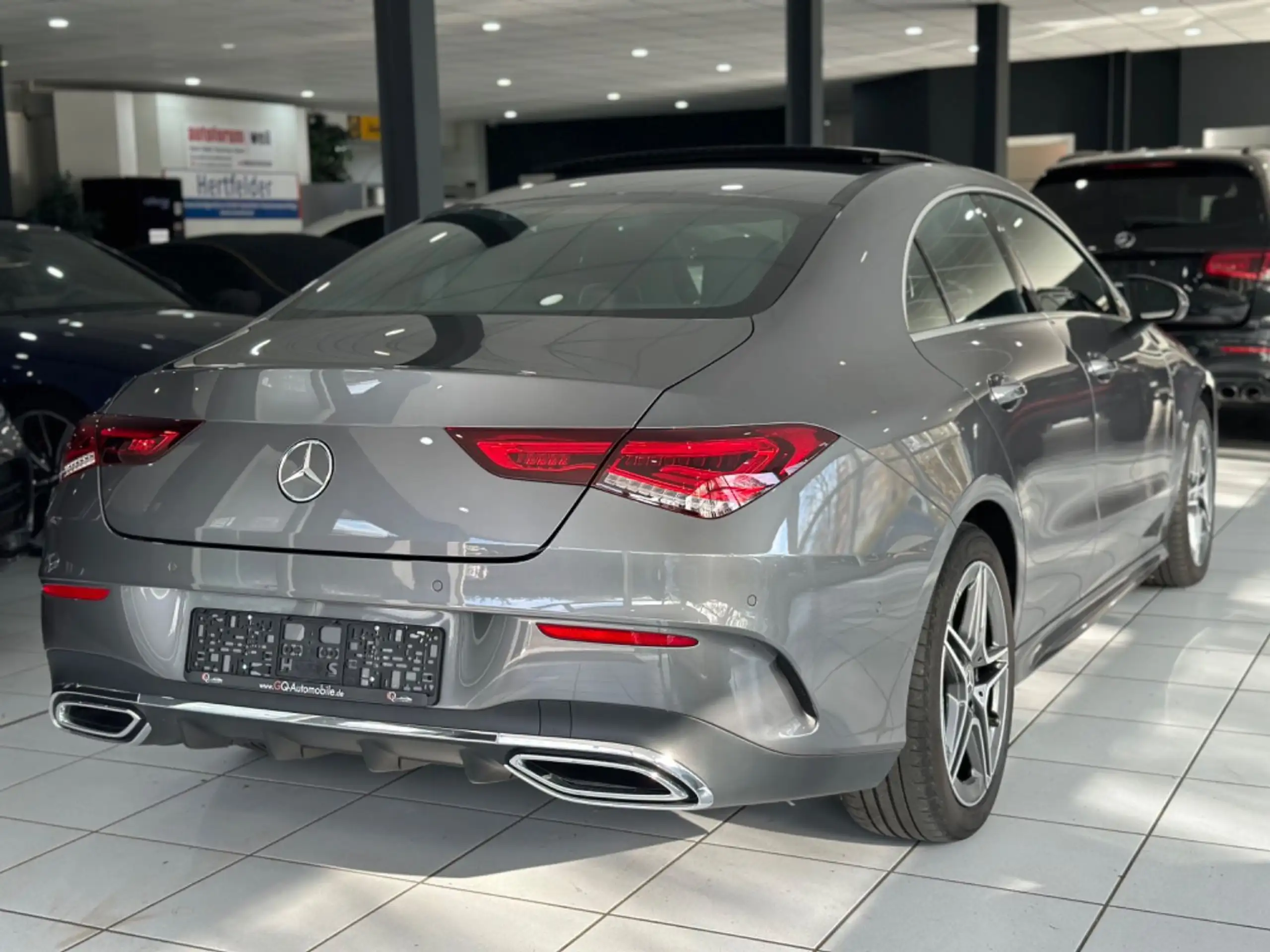 Mercedes-Benz - CLA 220