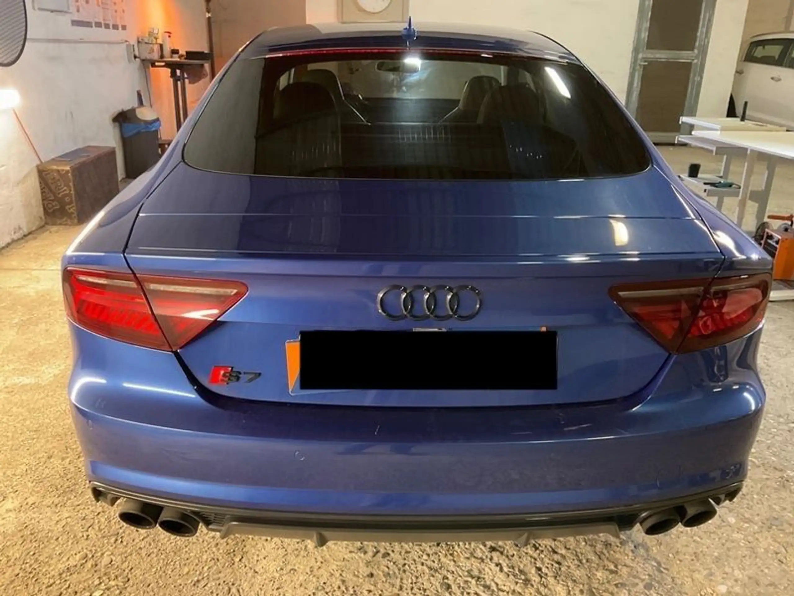 Audi - S7