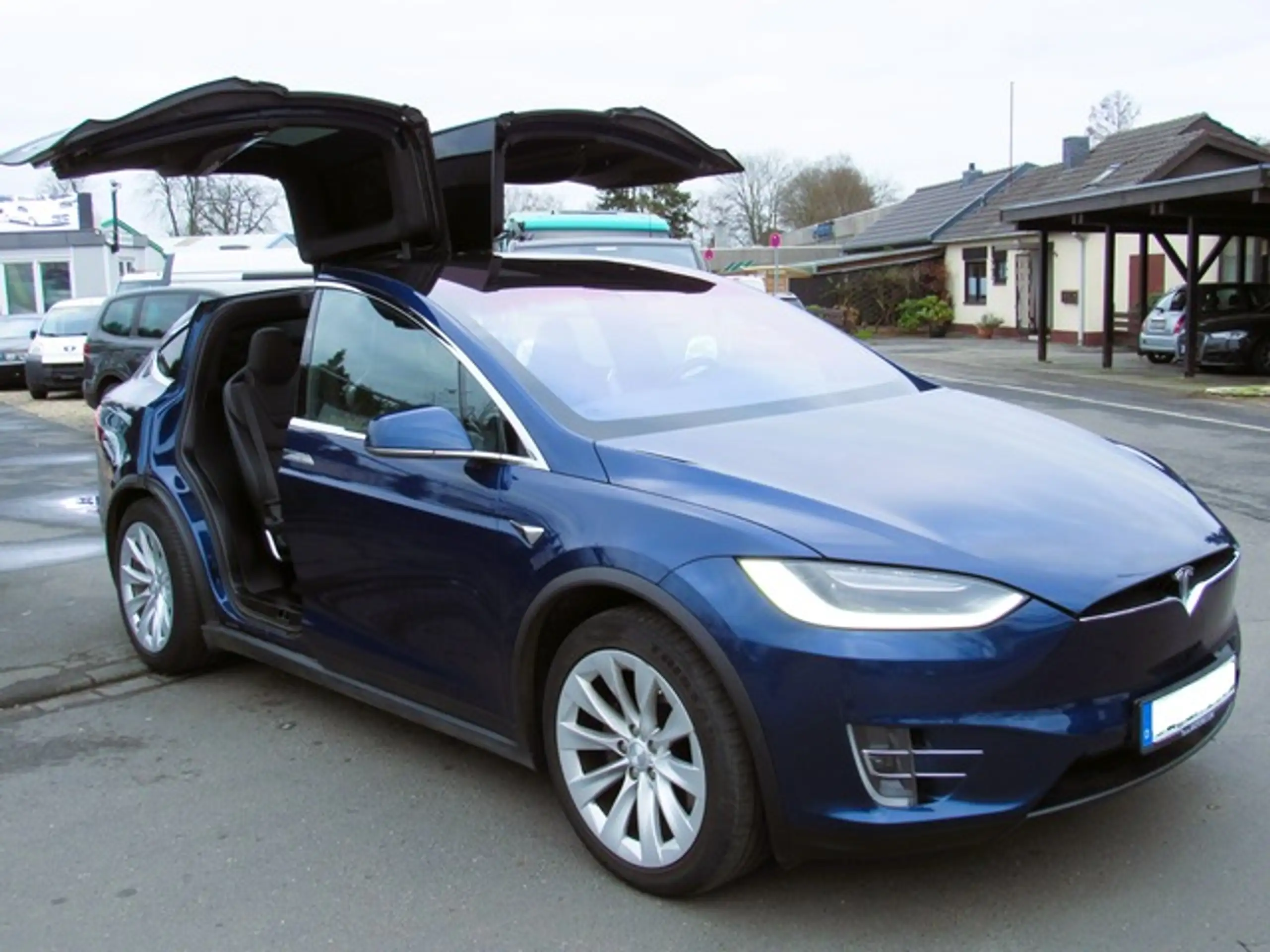 Tesla - Model X